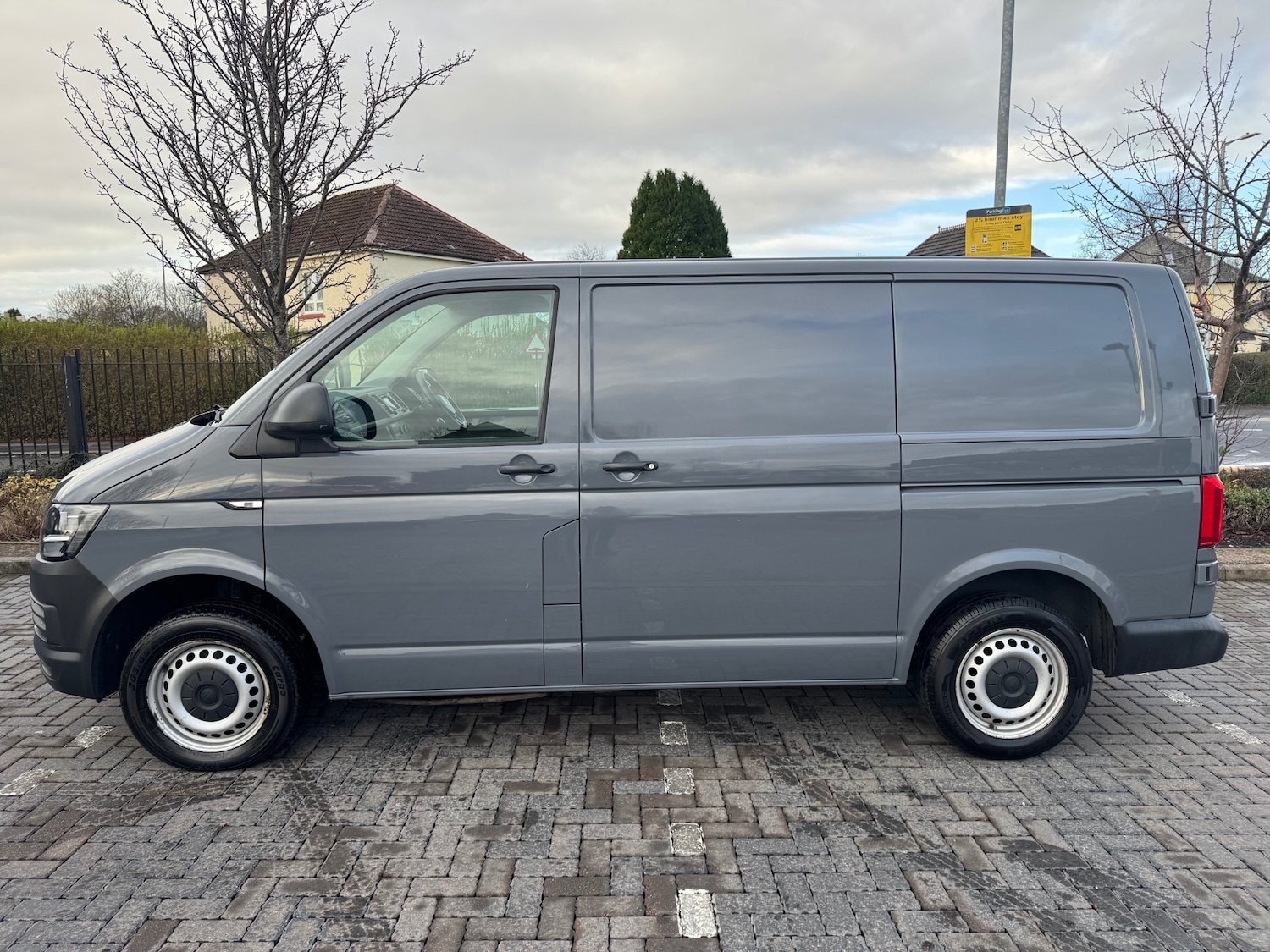 Used Volkswagen Transporter 2018 for sale - 76748465: Photo 7
