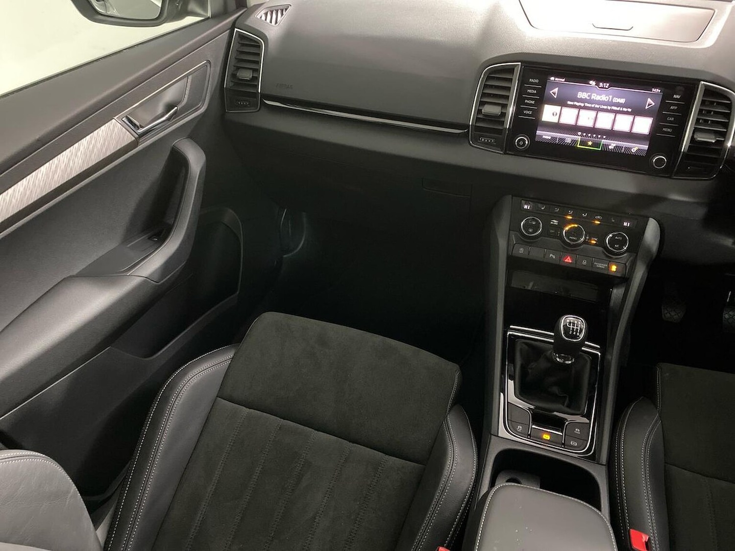 Used Skoda Karoq 2024 for sale - 77001869: Photo 14