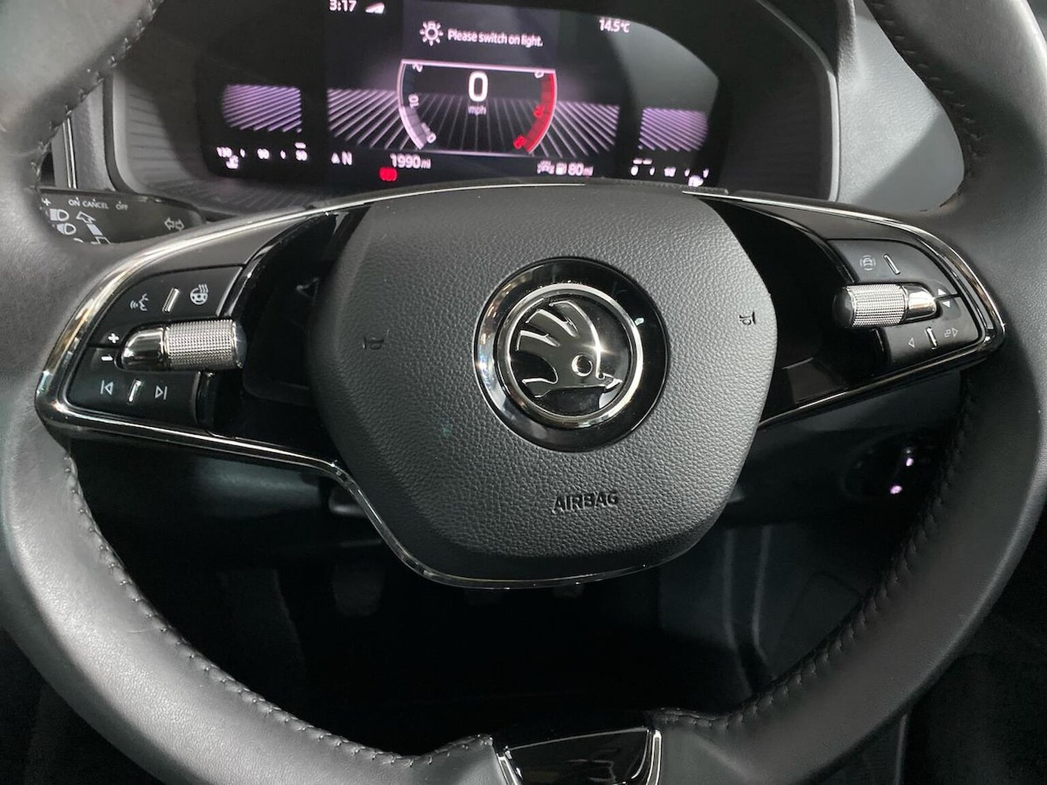 Used Skoda Karoq 2024 for sale - 77001869: Photo 27