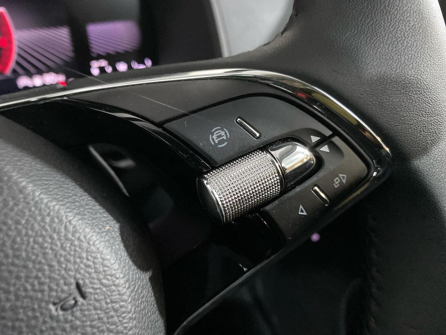 Used Skoda Karoq 2024 for sale - 77001869: Photo 28