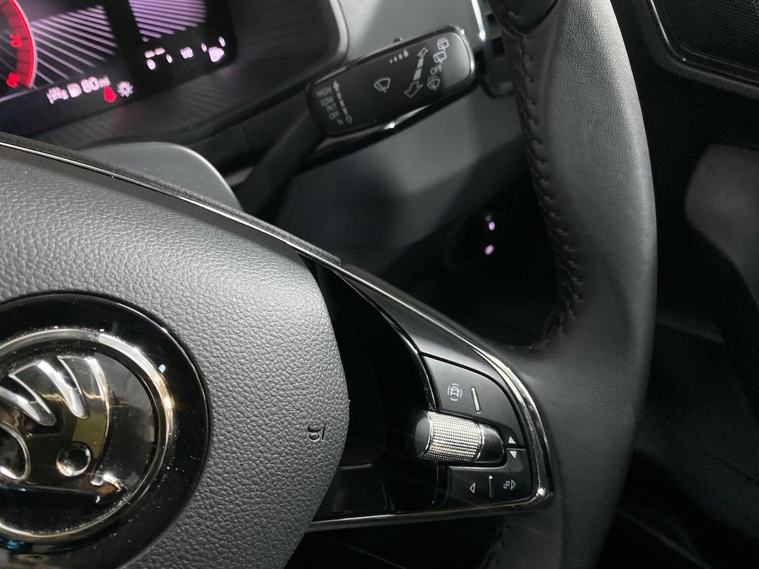 Used Skoda Karoq 2024 for sale - 77001869: Photo 30