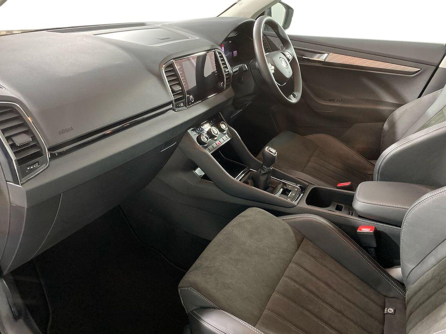 Used Skoda Karoq 2024 for sale - 77001869: Photo 8