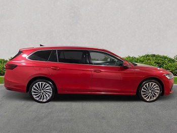 Used Skoda Superb 2024 for sale - 75731051: Photo