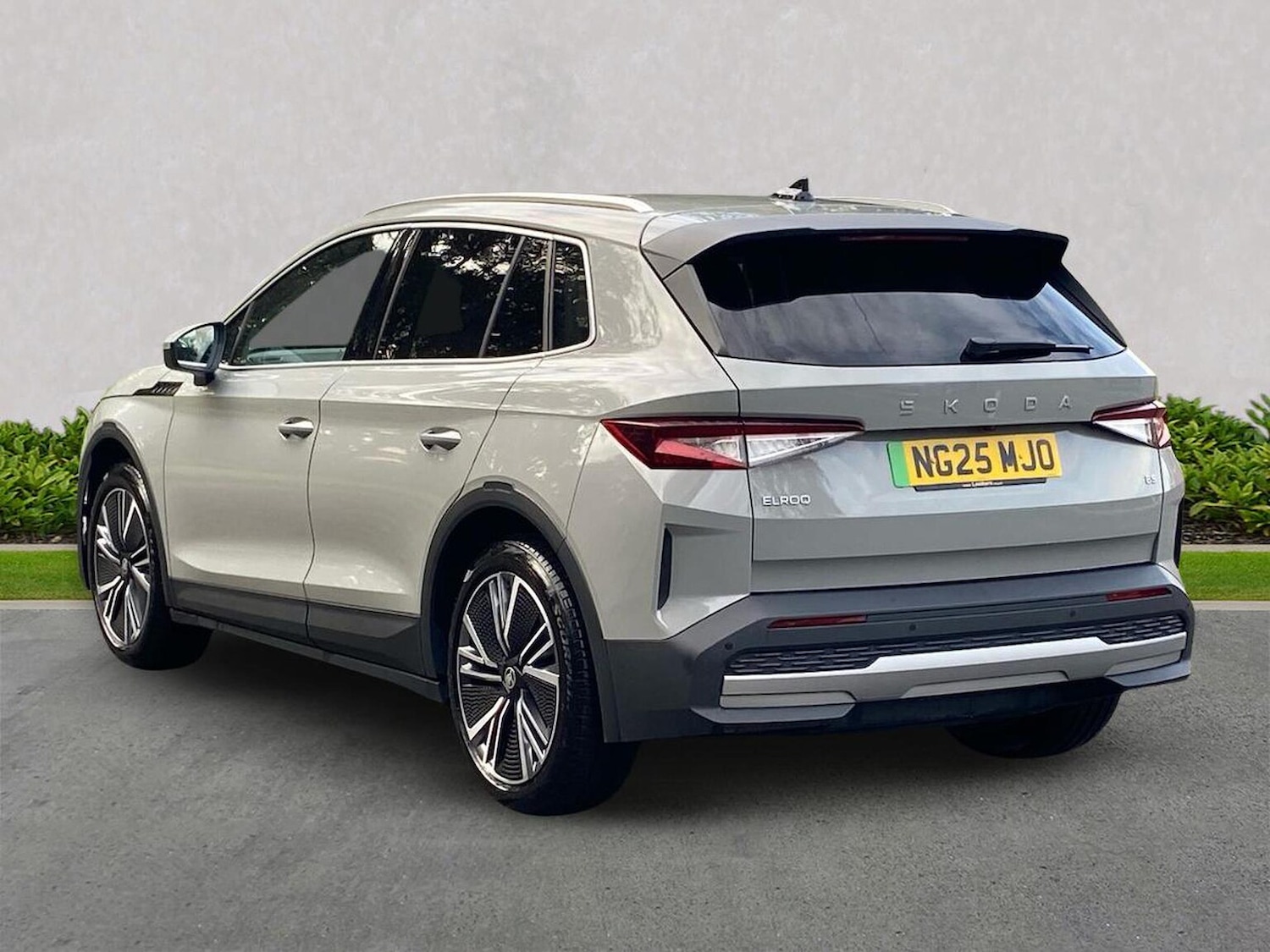 Used Skoda Elroq 2025 for sale - 76682619: Photo 2