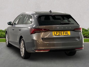 Used Skoda Octavia 2025 for sale - 75906892: Photo