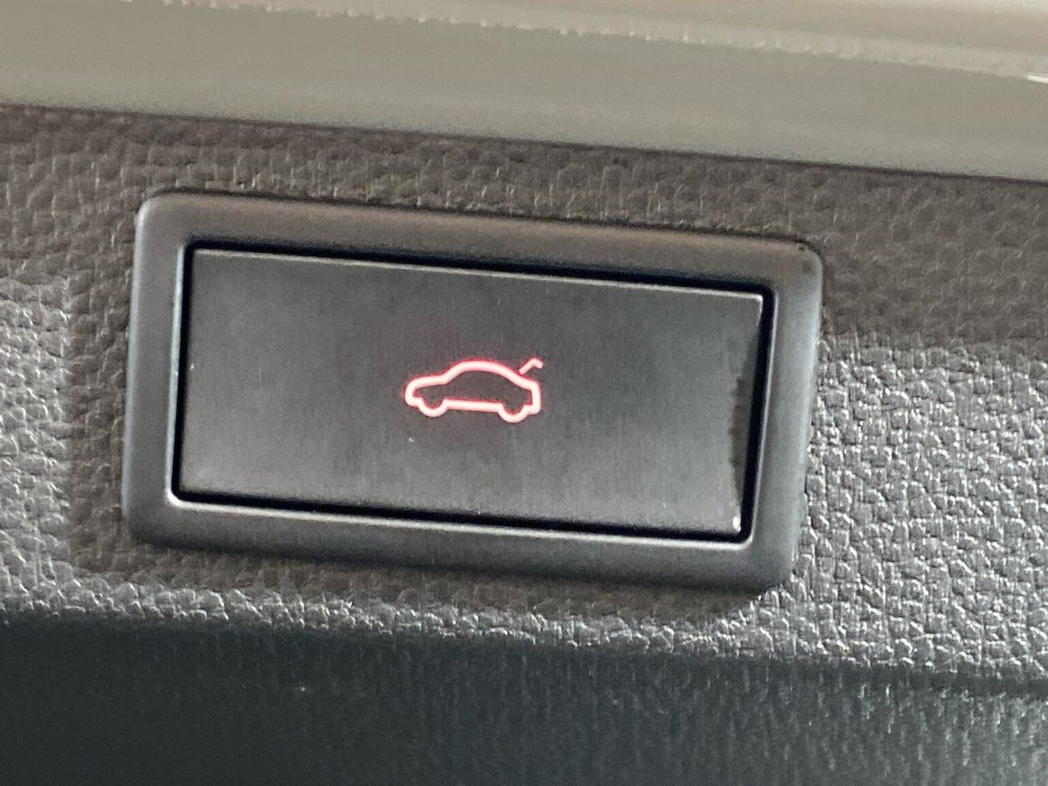 Used Skoda Karoq 2024 for sale - 76791861: Photo 32