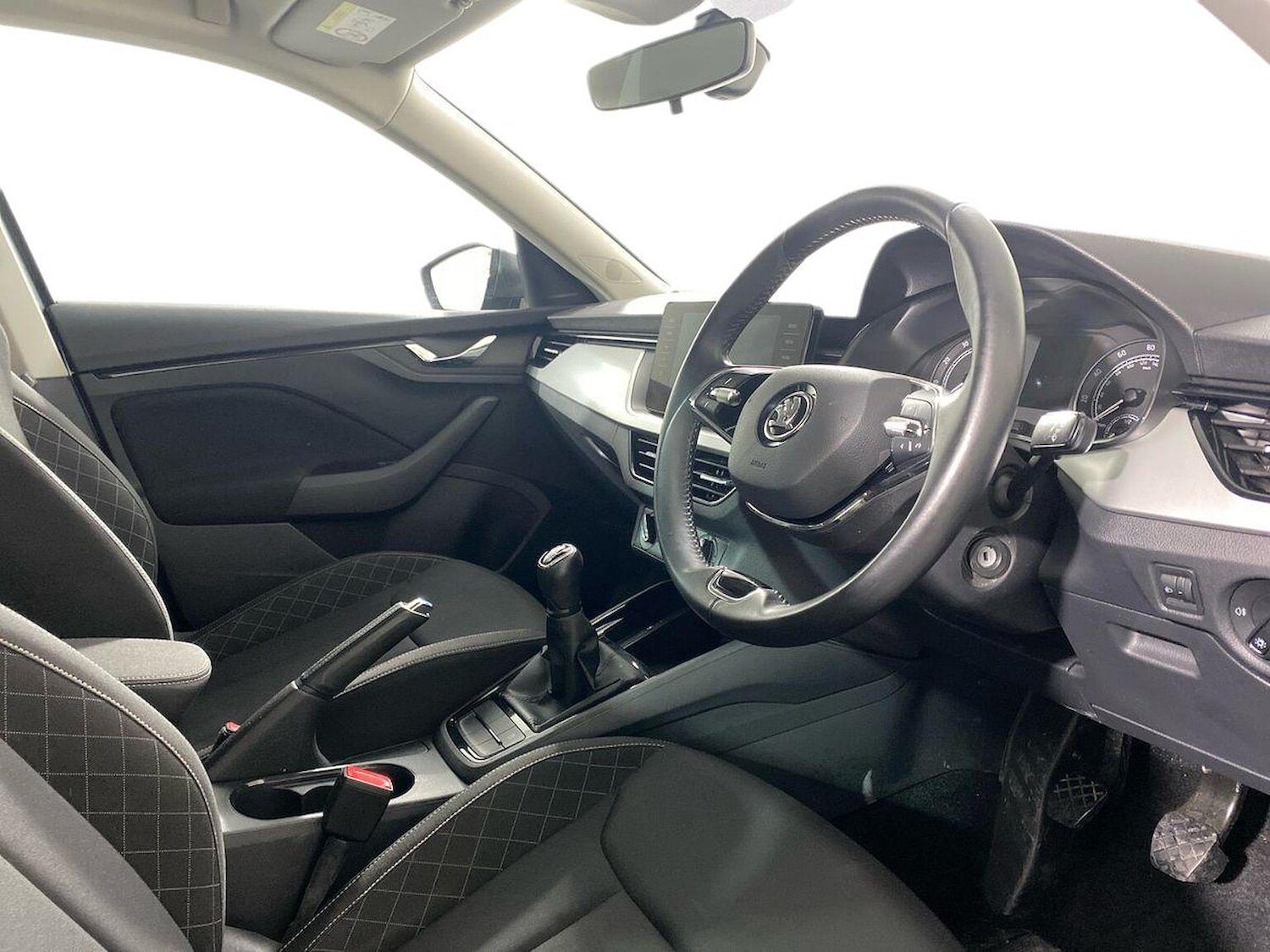 Used Skoda Kamiq 2023 for sale - 76918965: Photo 15