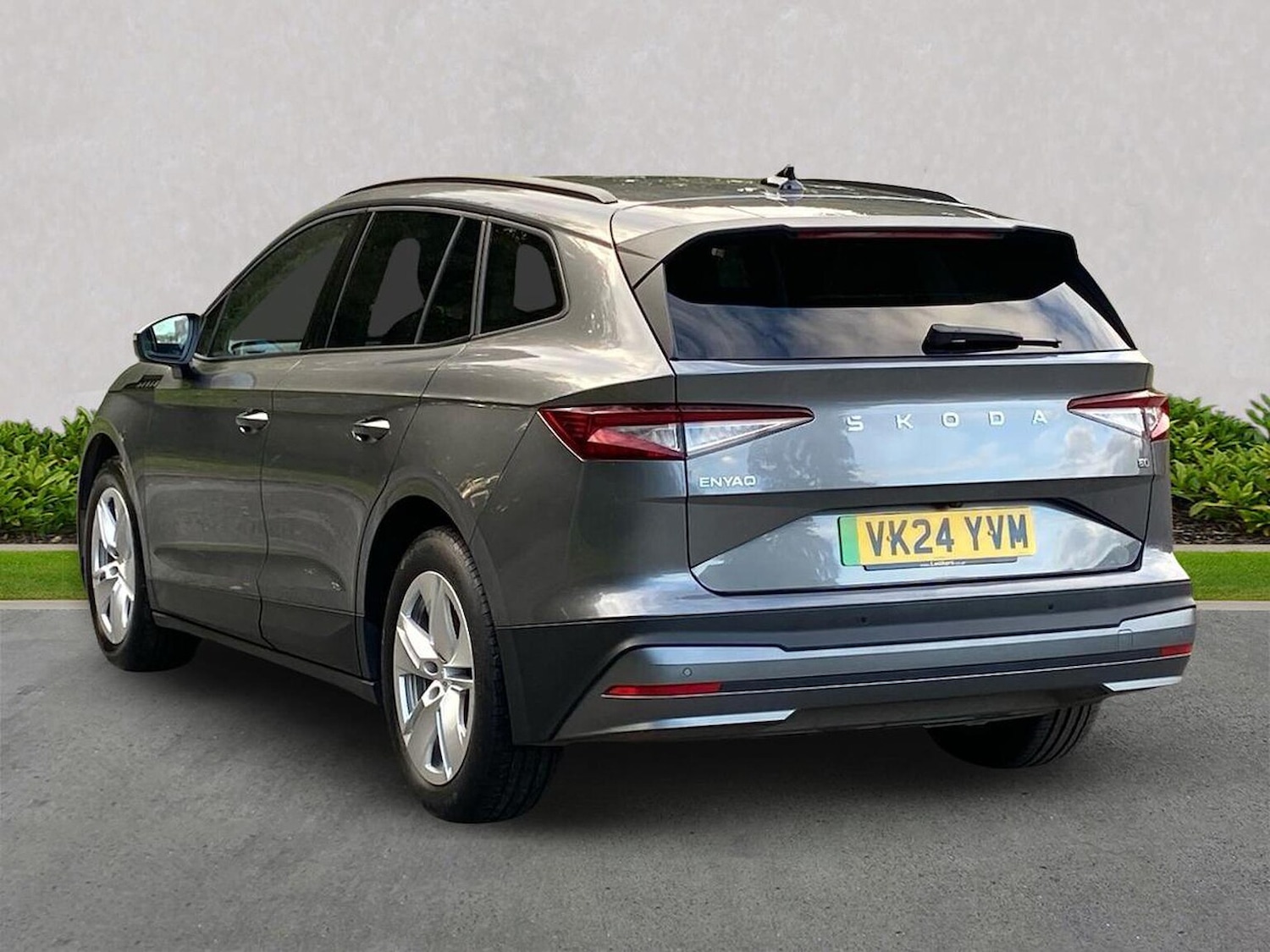 Used Skoda Enyaq 2024 for sale - 76449581: Photo 2