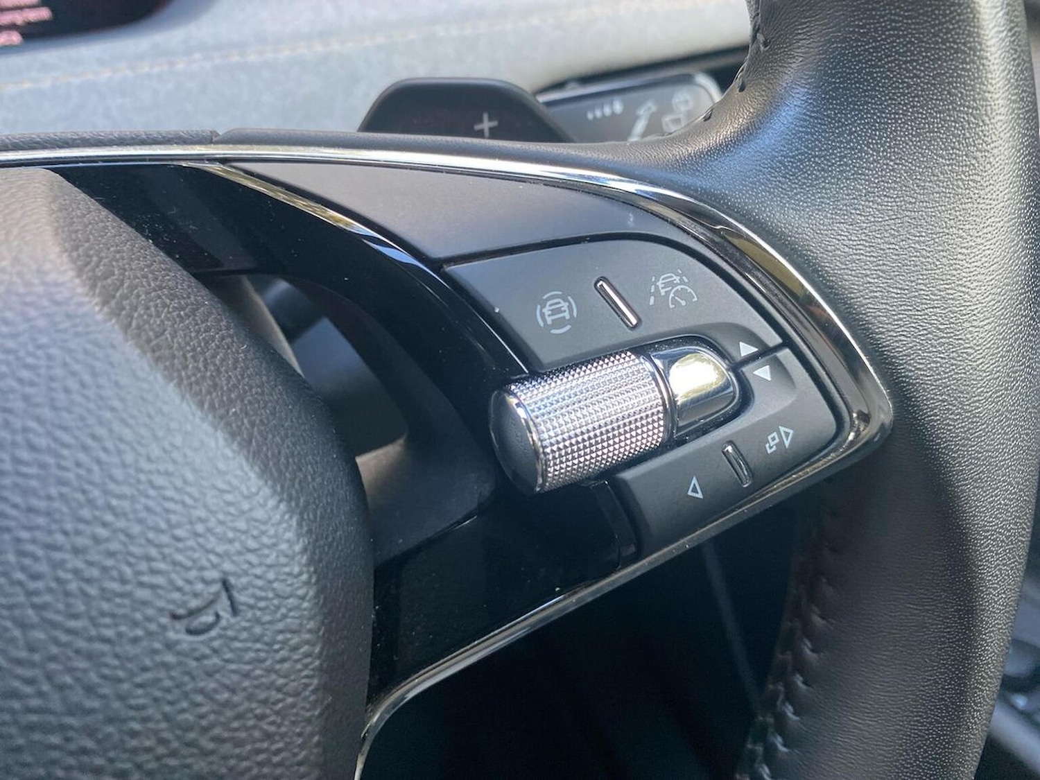 Used Skoda Enyaq 2024 for sale - 76449581: Photo 27