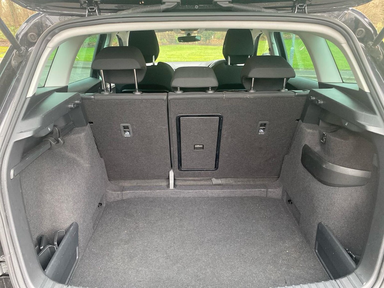 Used Skoda Karoq 2024 for sale - 76931613: Photo 17