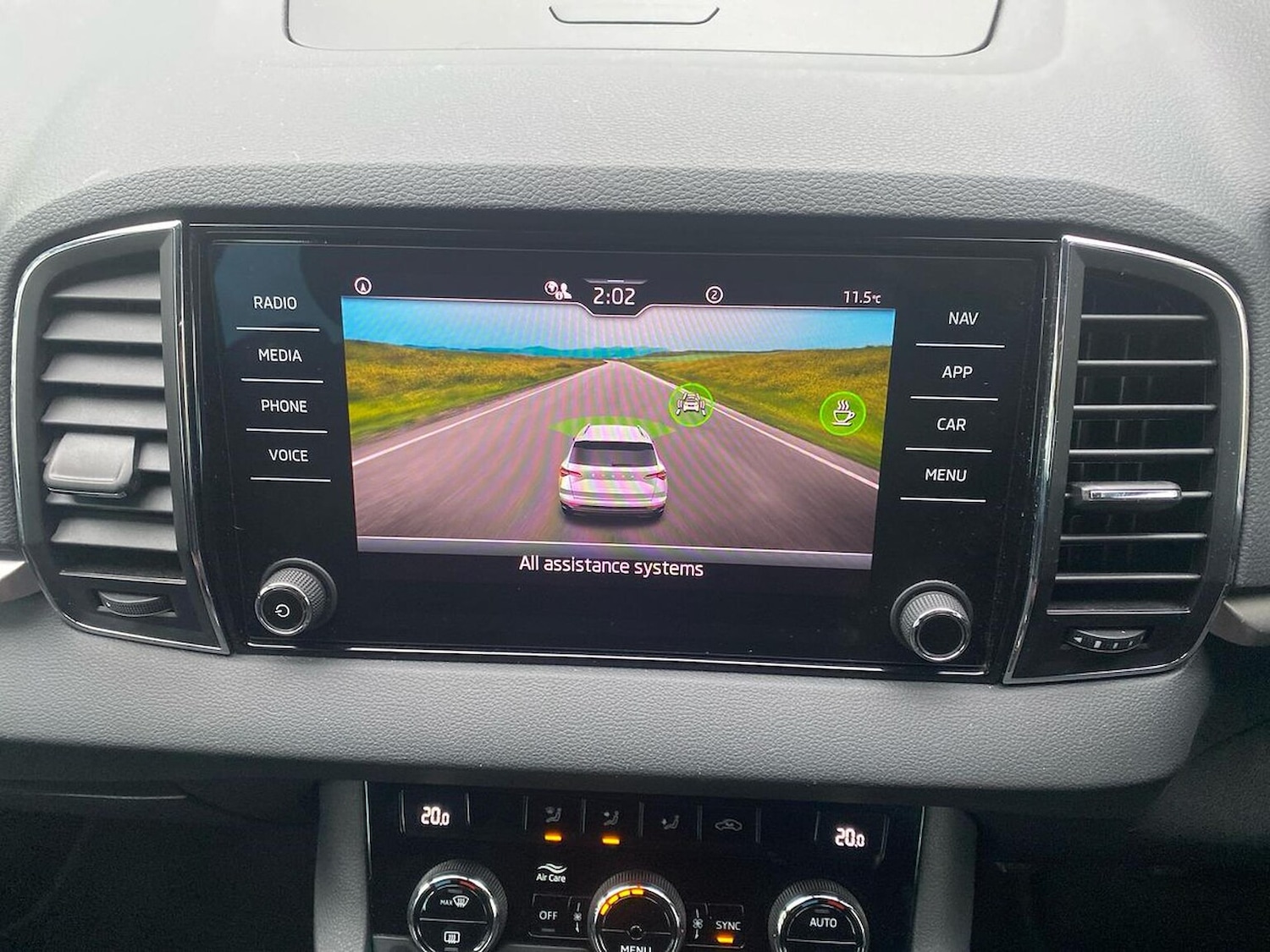 Used Skoda Karoq 2024 for sale - 76931613: Photo 25