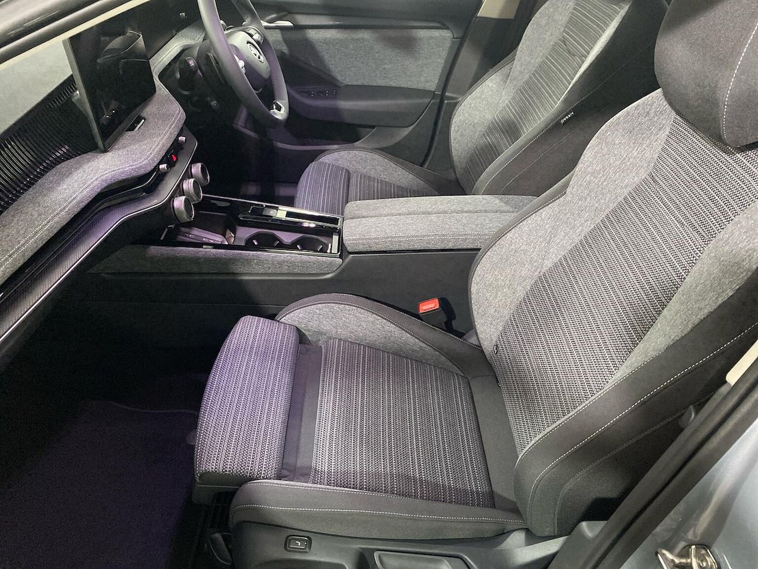 Used Skoda Superb 2025 for sale - 76830681: Photo 45