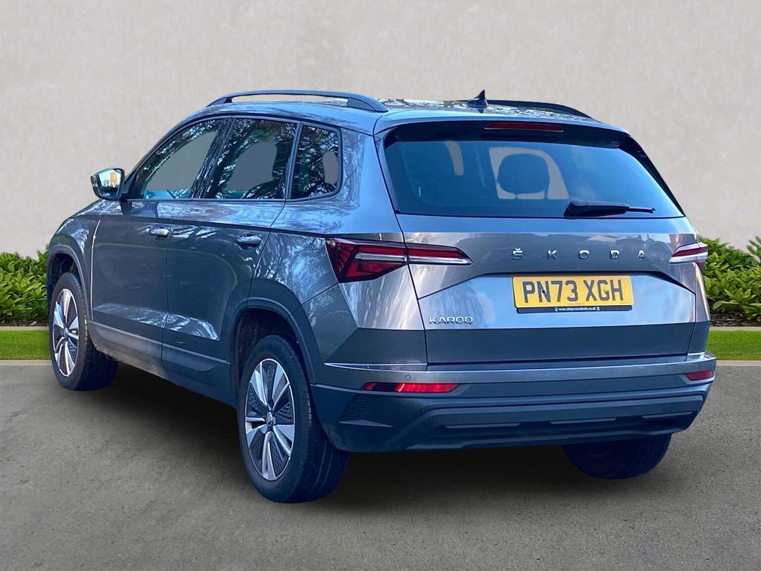 Used Skoda Karoq 2023 for sale - 76918963: Photo 2