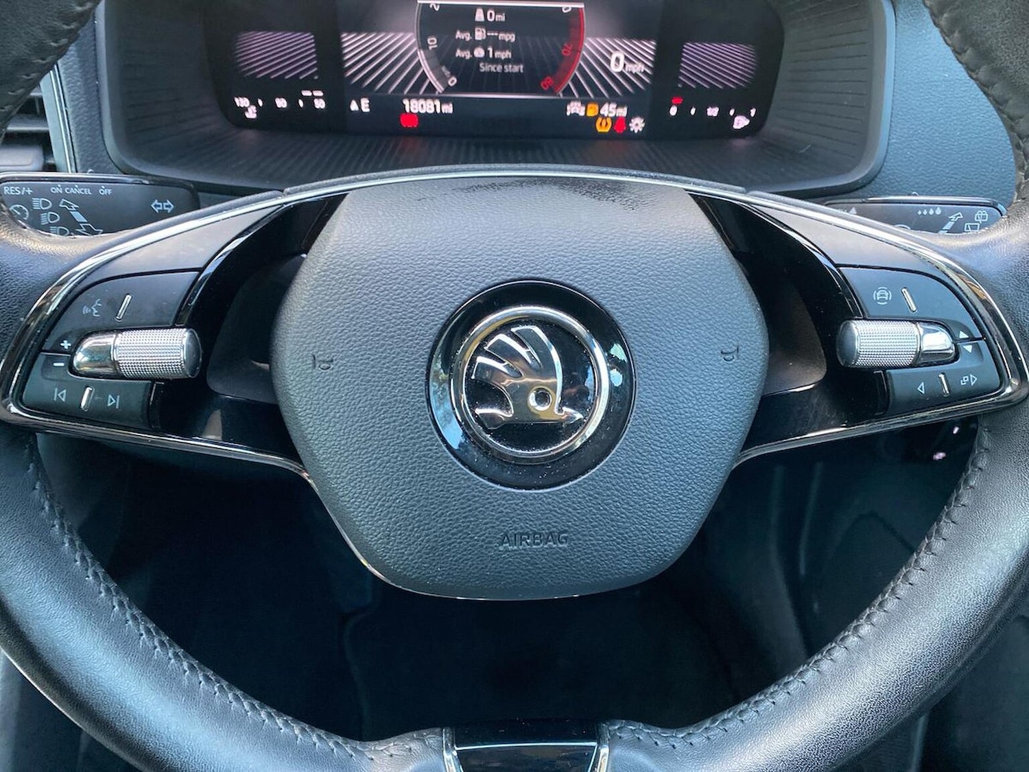 Used Skoda Karoq 2023 for sale - 76918963: Photo 26