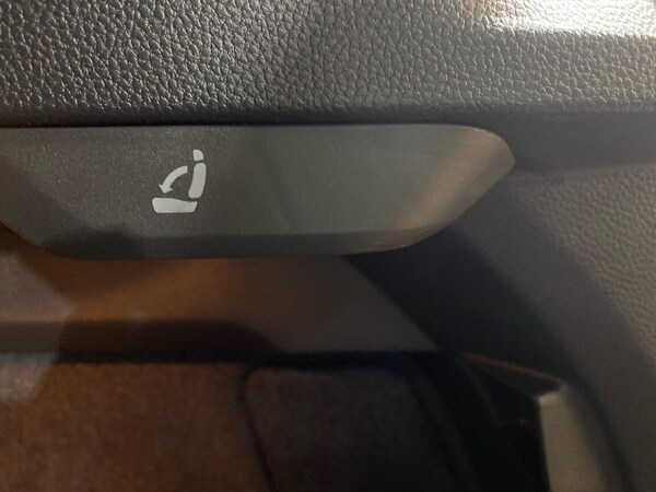 Used Skoda Karoq 2025 for sale - 76237038: Photo 26