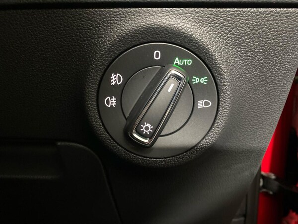 Used Skoda Karoq 2025 for sale - 76237038: Photo 28