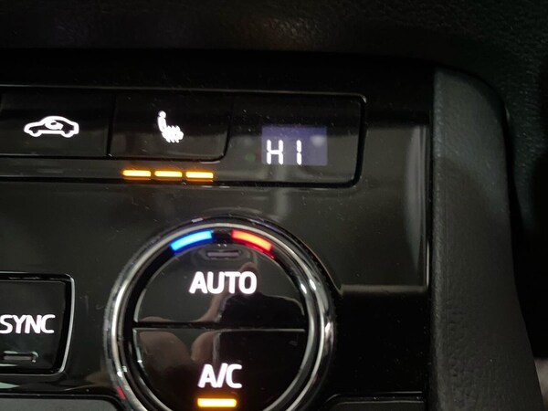 Used Skoda Karoq 2025 for sale - 76237038: Photo 33