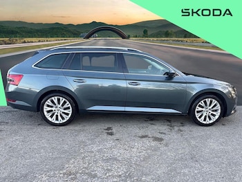 Used Skoda Superb 2020 for sale - 78470222: Photo