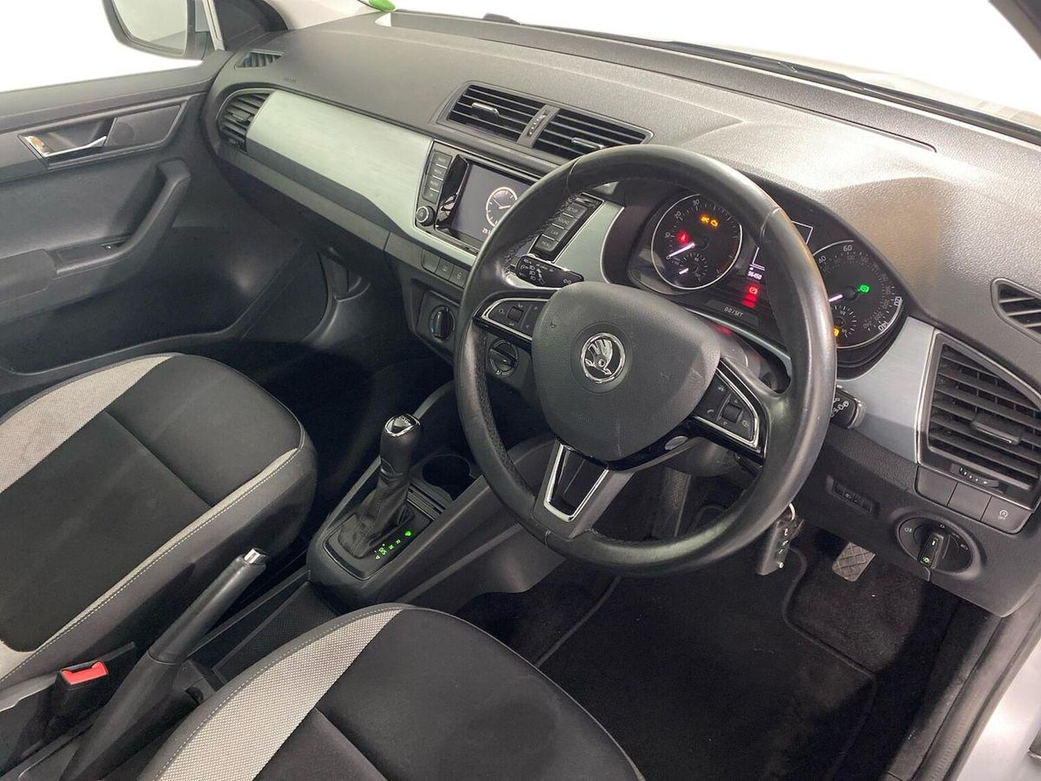 Used Skoda Fabia 2017 for sale - 76449580: Photo 15