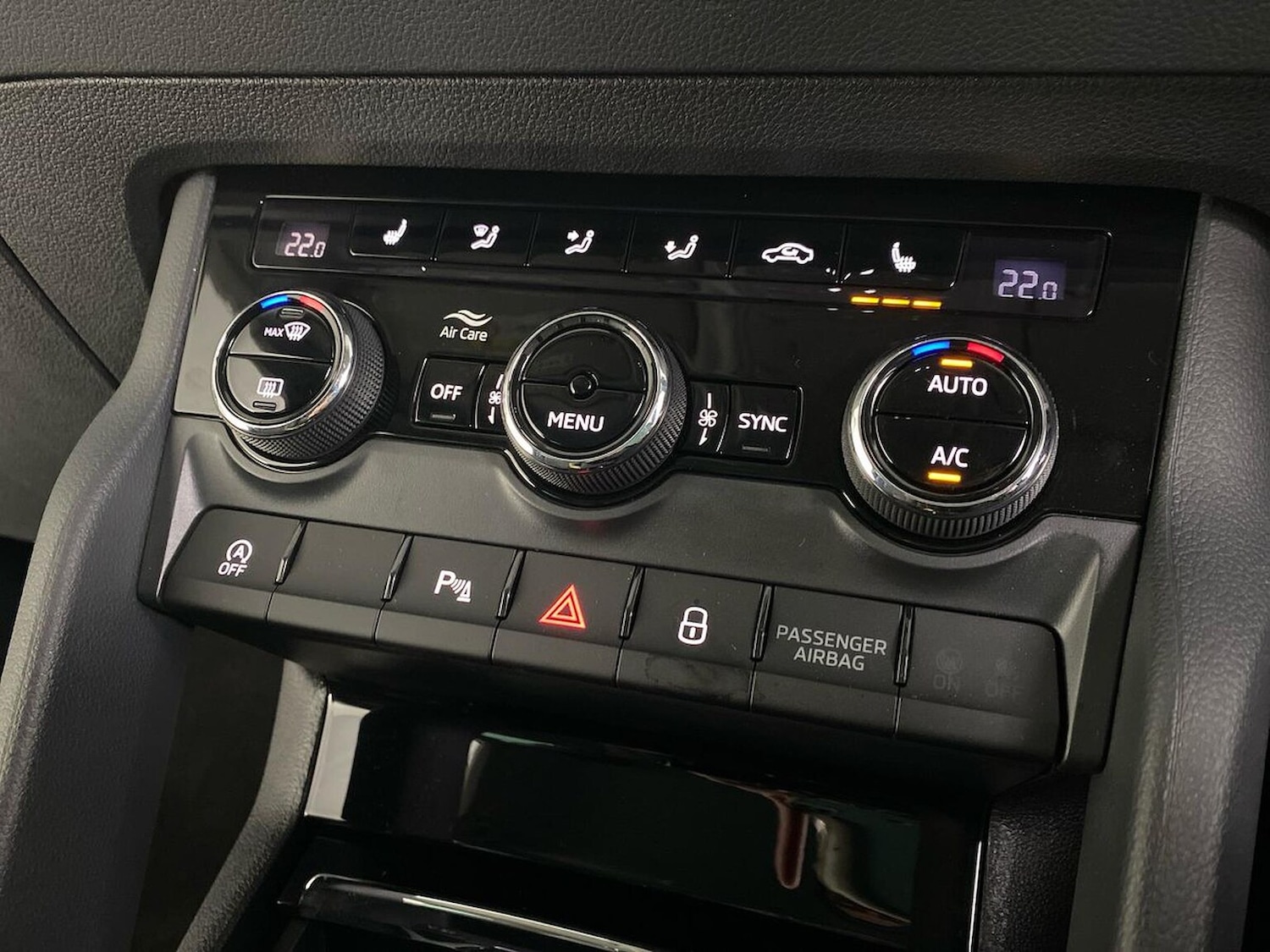 Used Skoda Karoq 2025 for sale - 77962329: Photo 13