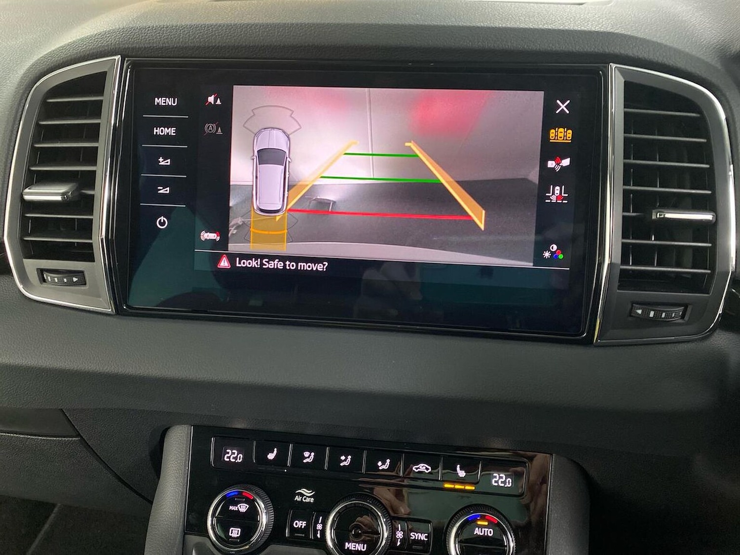 Used Skoda Karoq 2025 for sale - 77962329: Photo 23