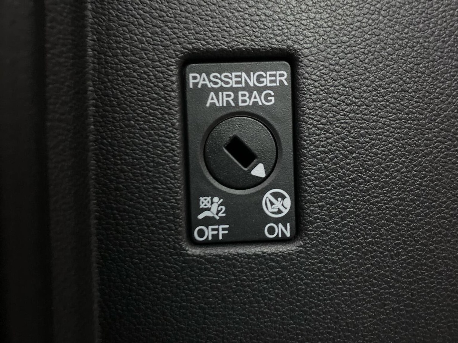 Used Skoda Karoq 2025 for sale - 77962329: Photo 29