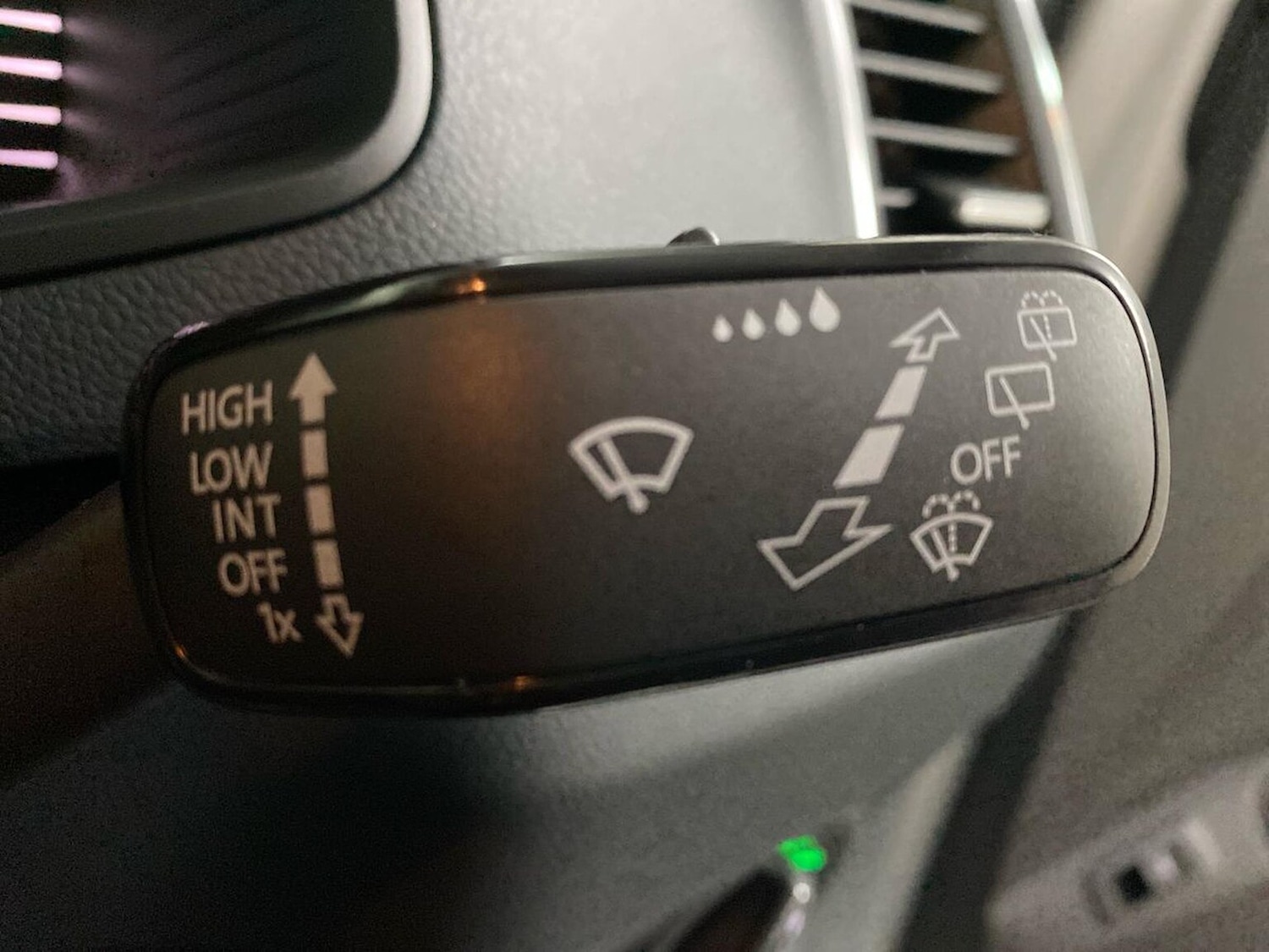 Used Skoda Karoq 2025 for sale - 77962329: Photo 37