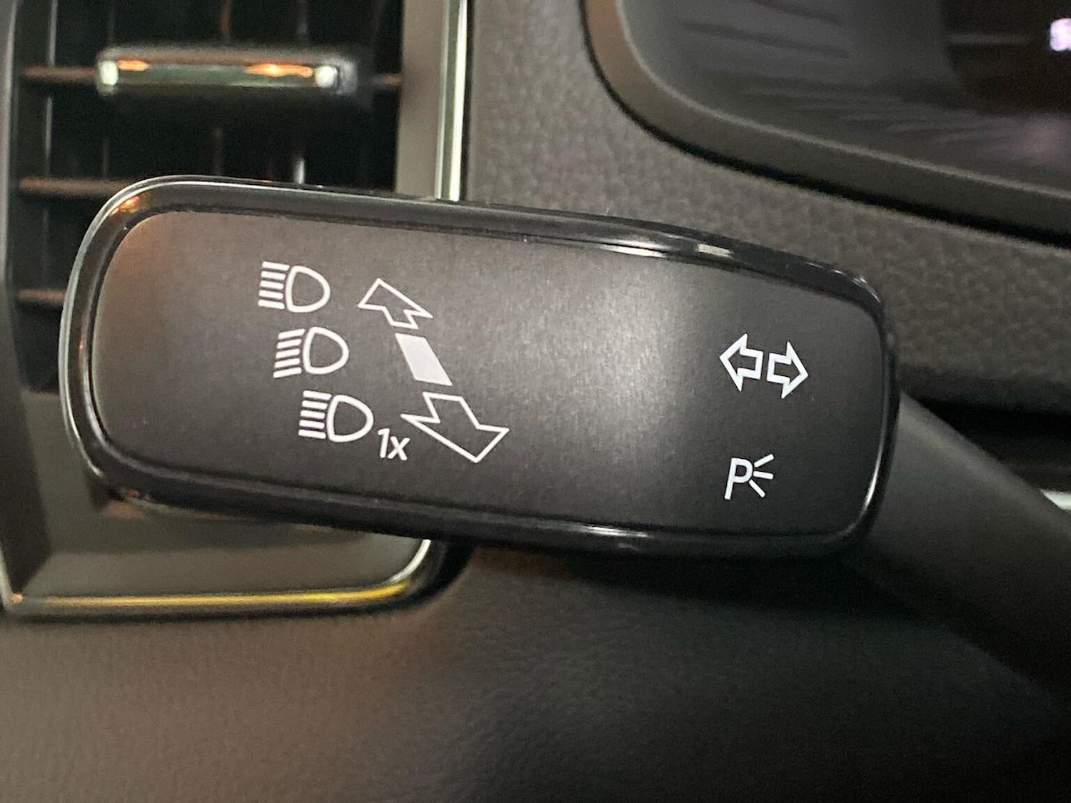 Used Skoda Karoq 2025 for sale - 77962329: Photo 38