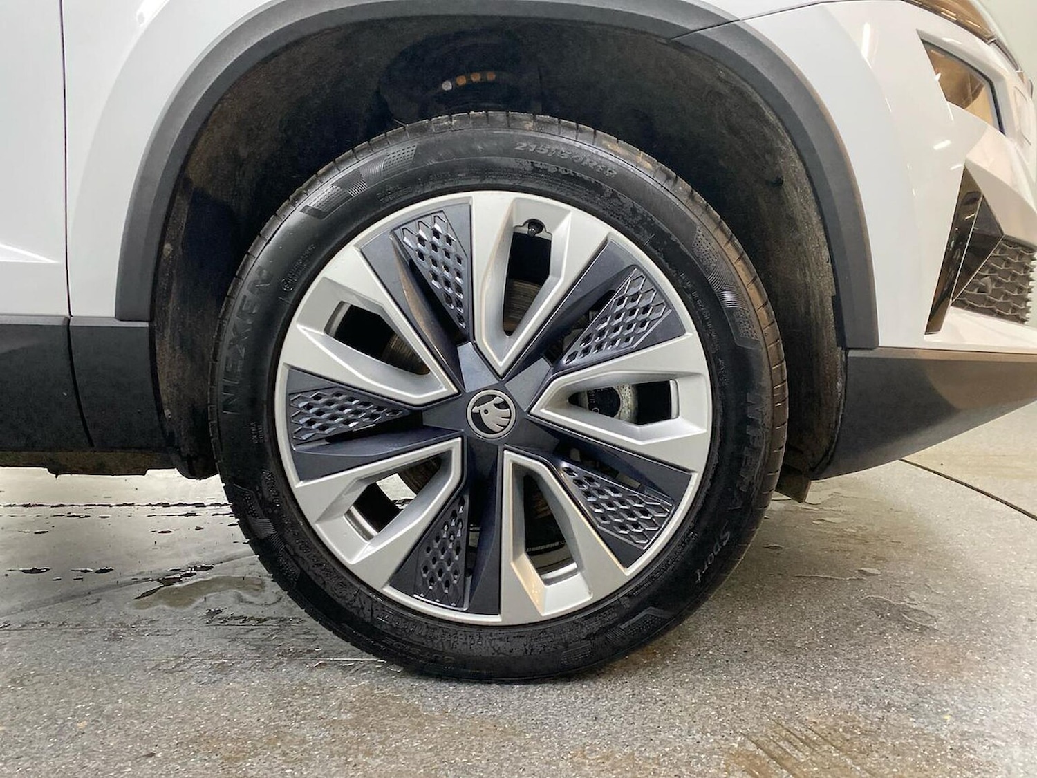 Used Skoda Karoq 2025 for sale - 77962329: Photo 7