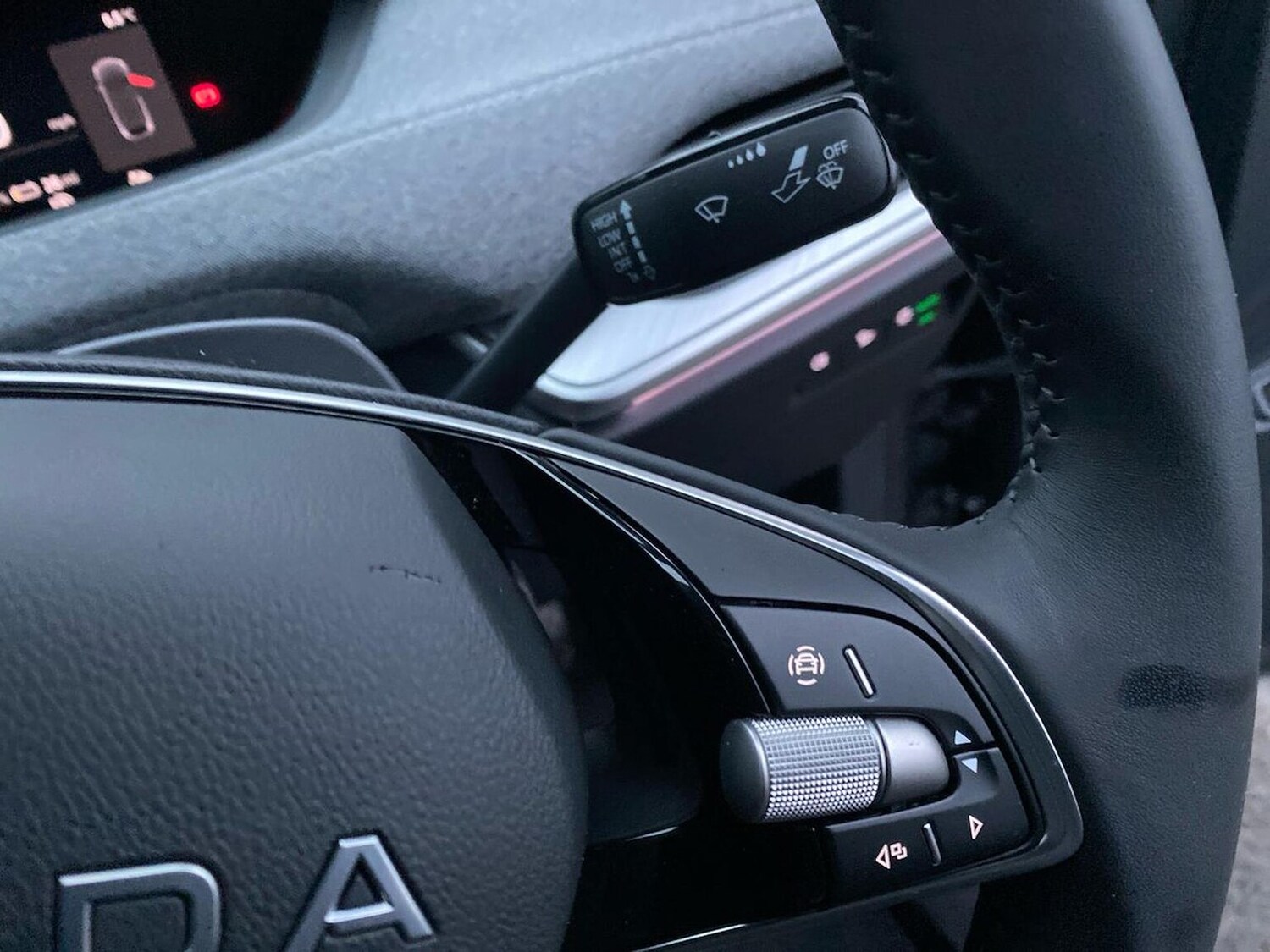 Used Skoda Enyaq 2025 for sale - 77488461: Photo 28