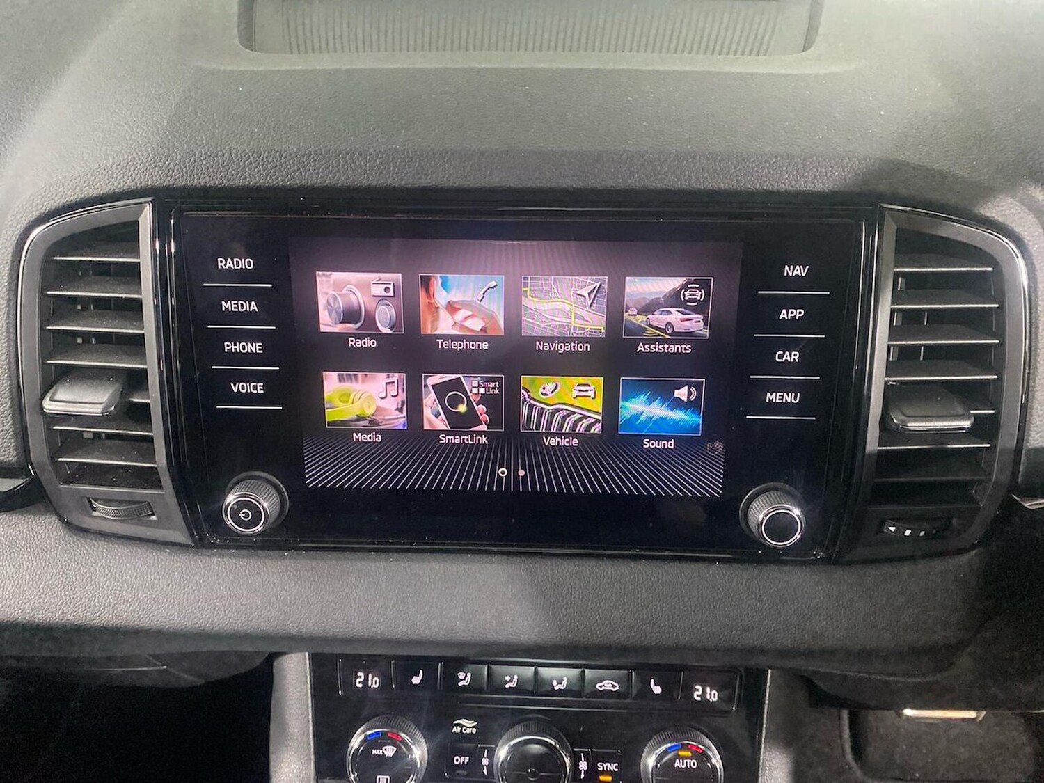 Used Skoda Karoq 2024 for sale - 76281172: Photo 31