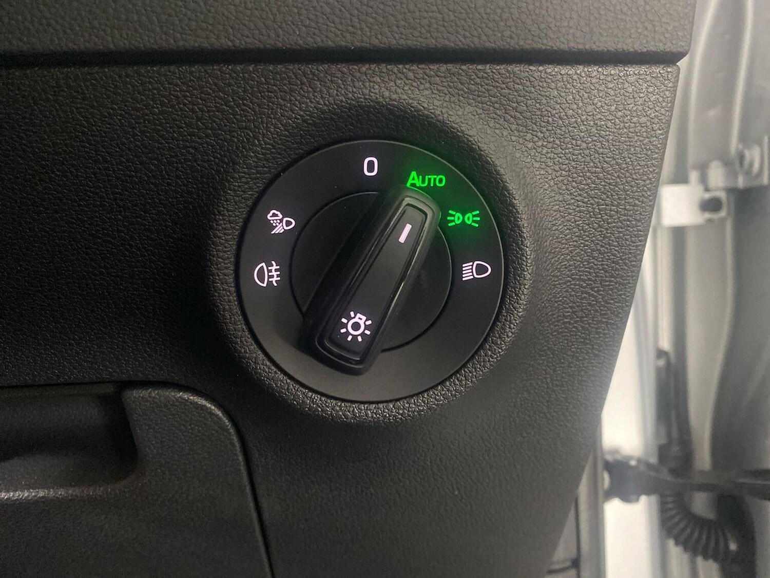 Used Skoda Karoq 2024 for sale - 76281172: Photo 38