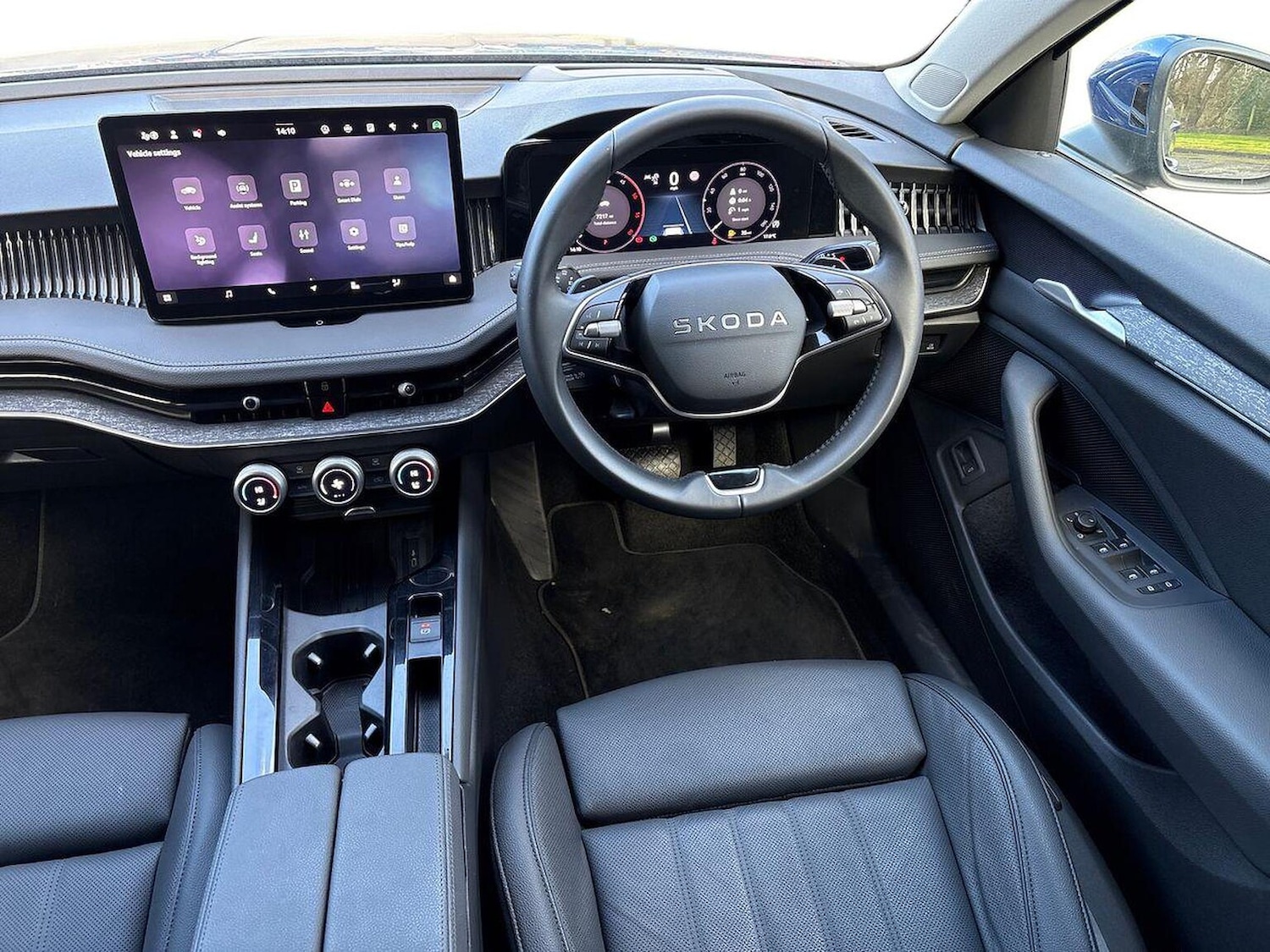 Used Skoda Superb 2025 for sale - 78131833: Photo 10