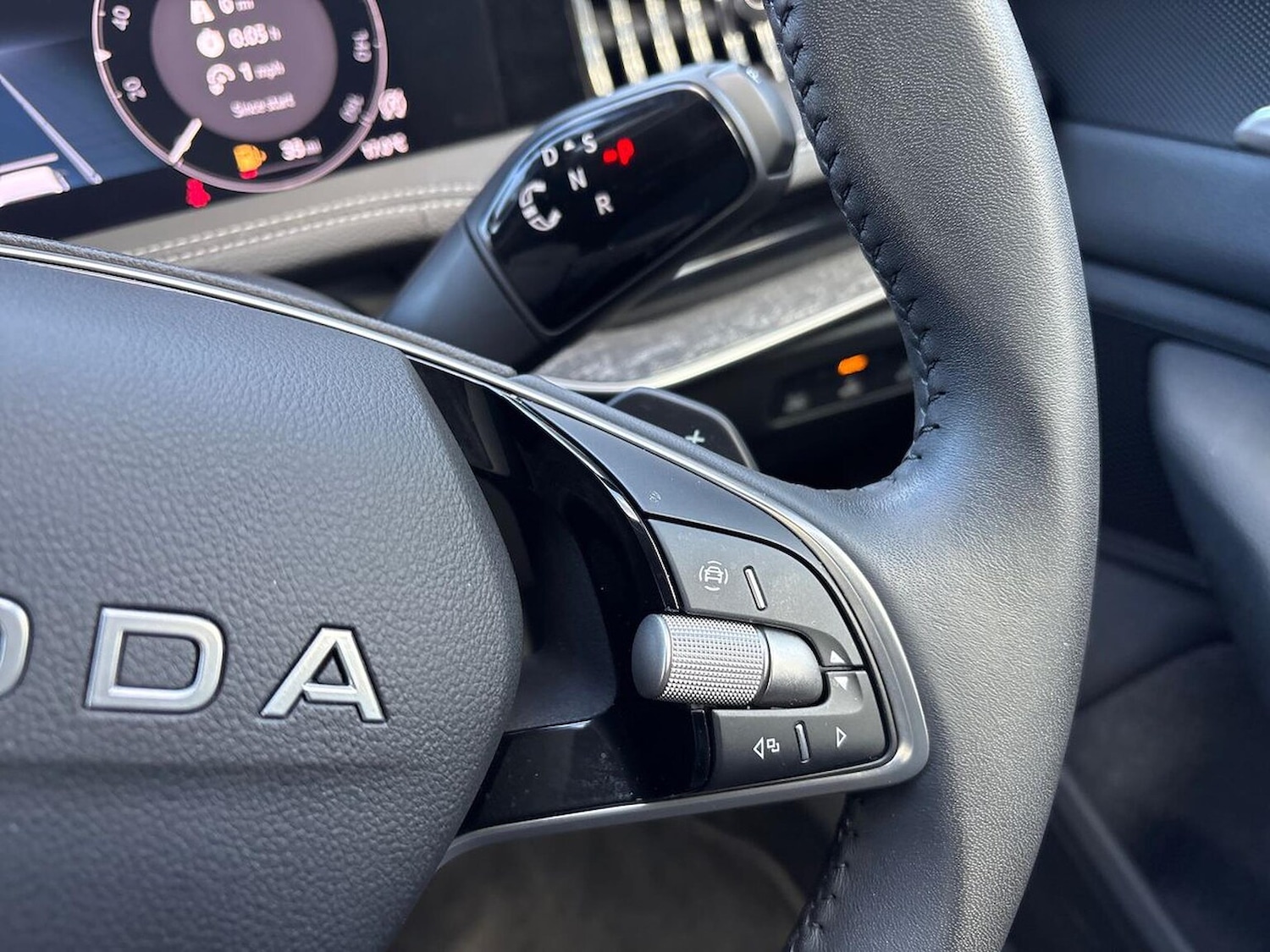 Used Skoda Superb 2025 for sale - 78131833: Photo 30