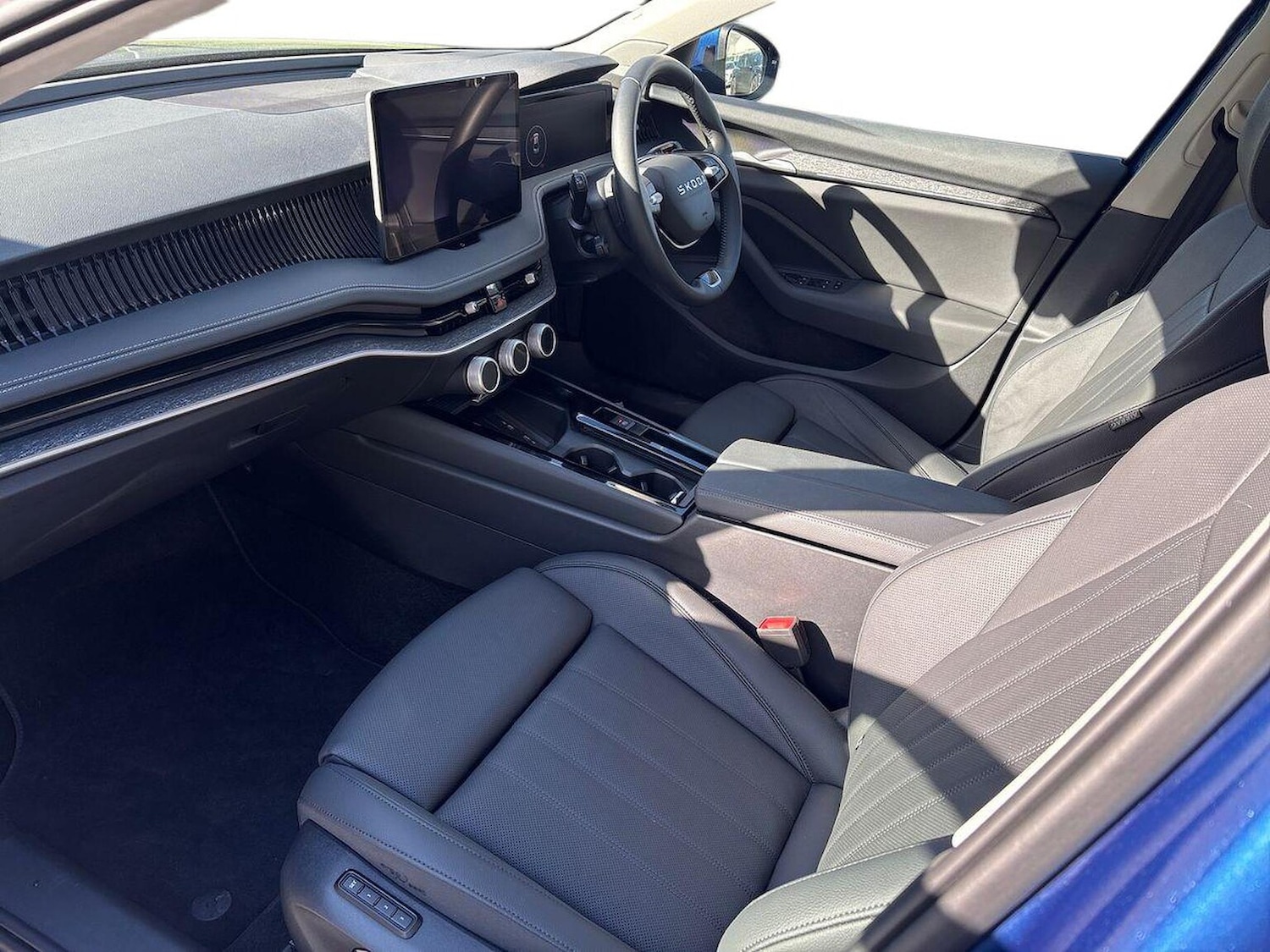 Used Skoda Superb 2025 for sale - 78131833: Photo 8