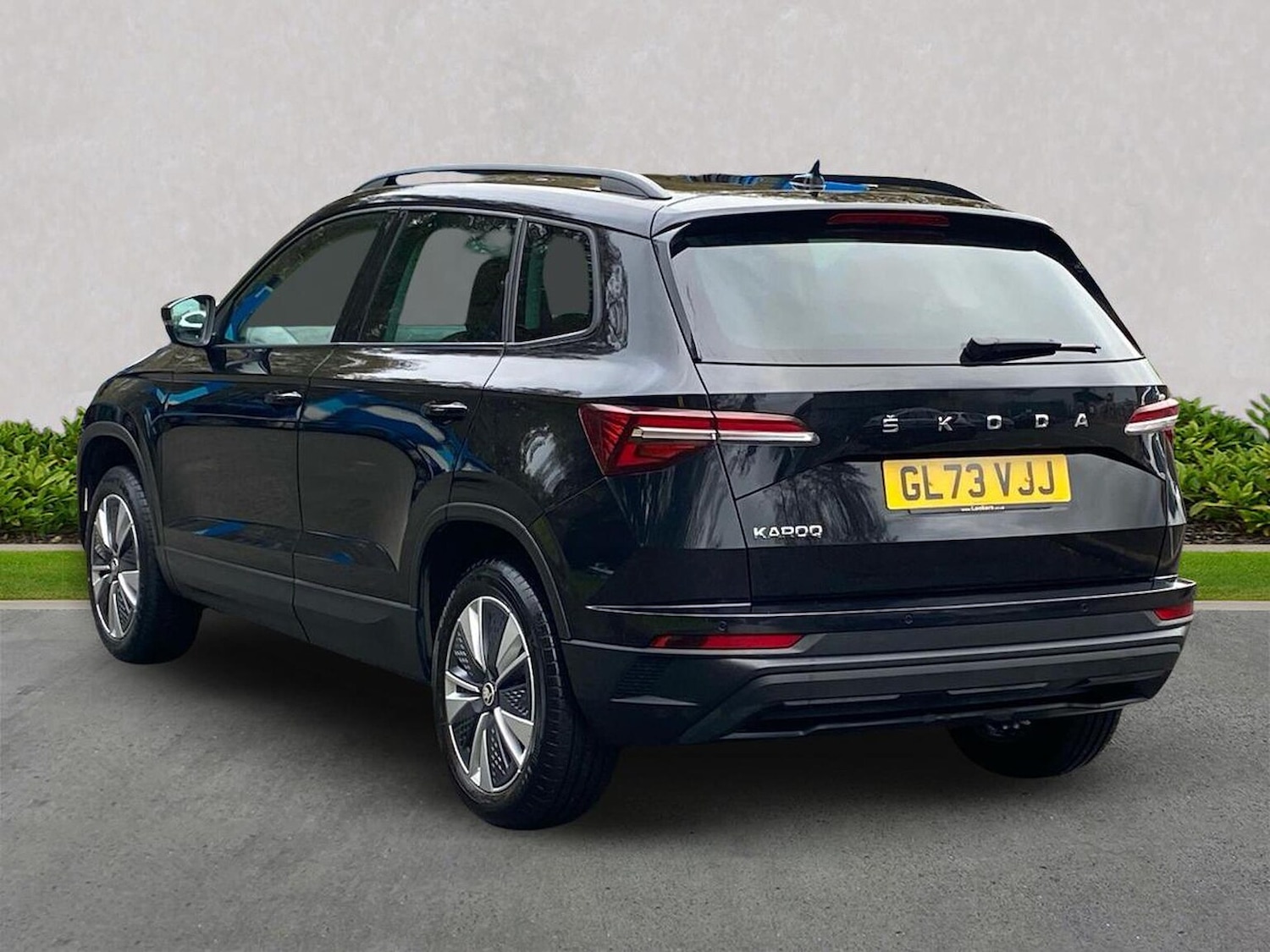 Used Skoda Karoq 2024 for sale - 76720327: Photo 2