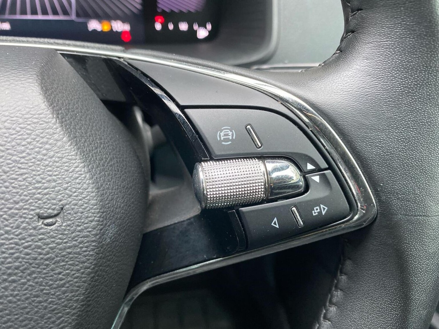 Used Skoda Karoq 2024 for sale - 76720327: Photo 27