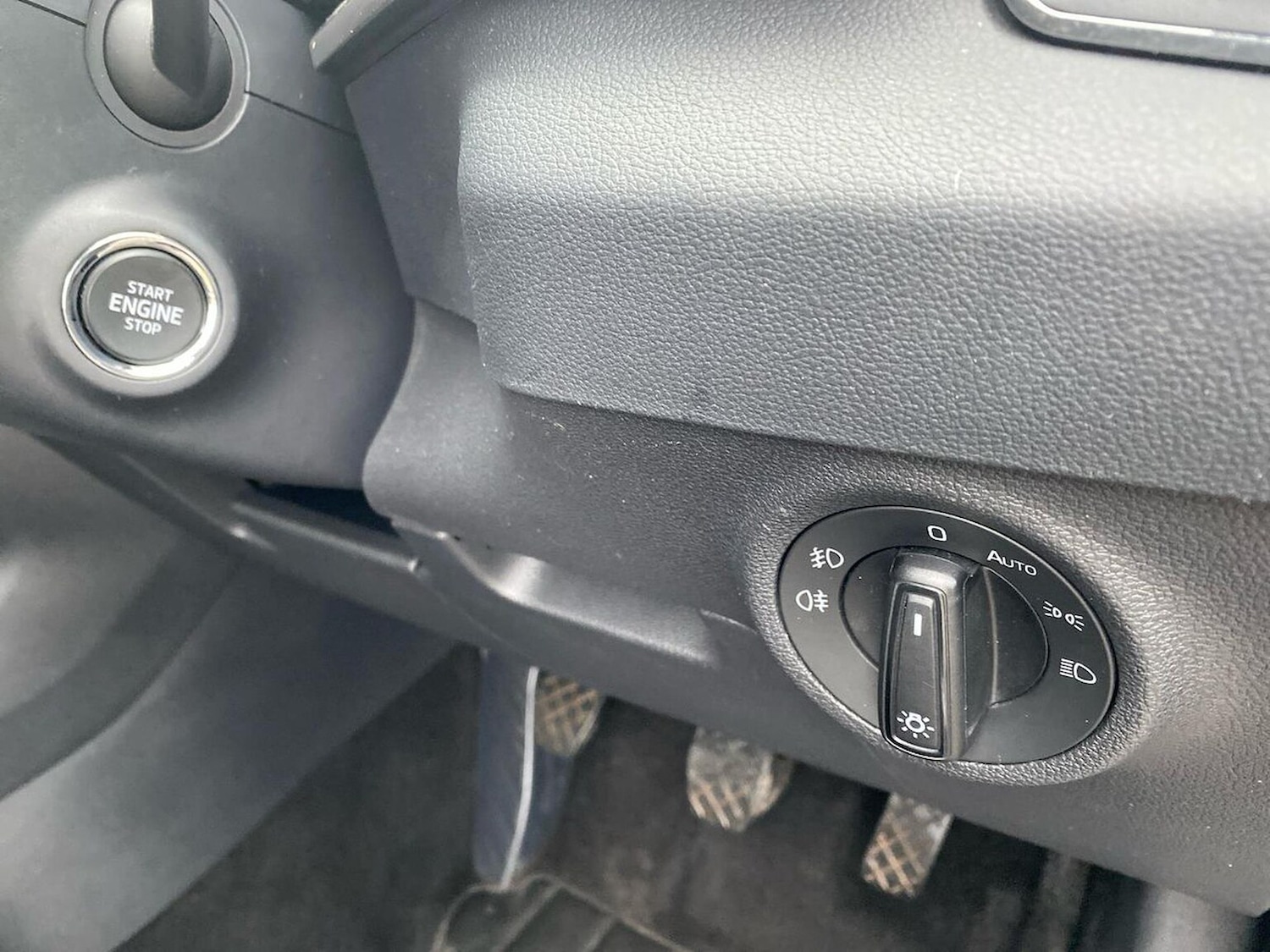 Used Skoda Karoq 2024 for sale - 76720327: Photo 40