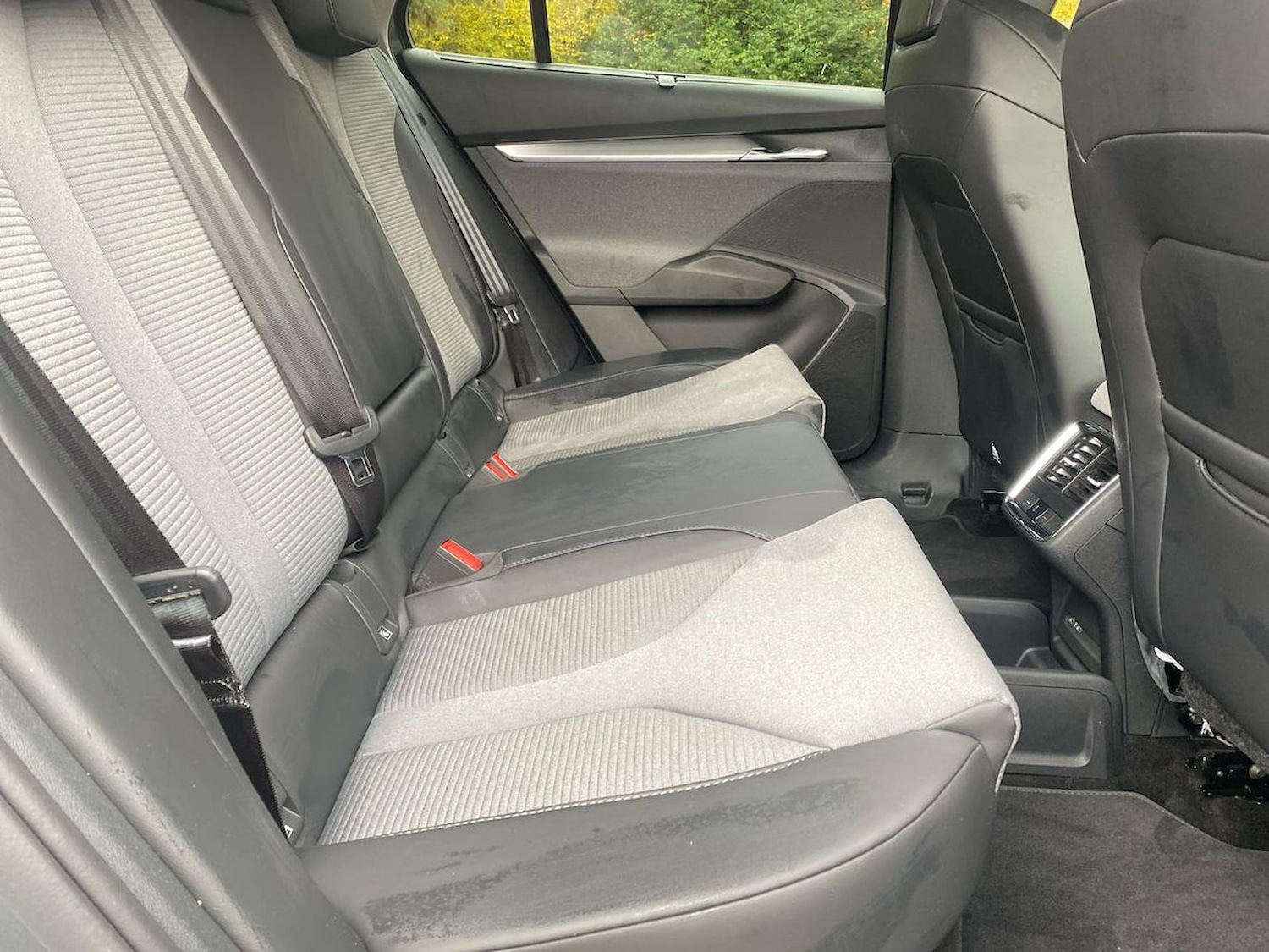 Used Skoda Enyaq 2025 for sale - 76490626: Photo 16