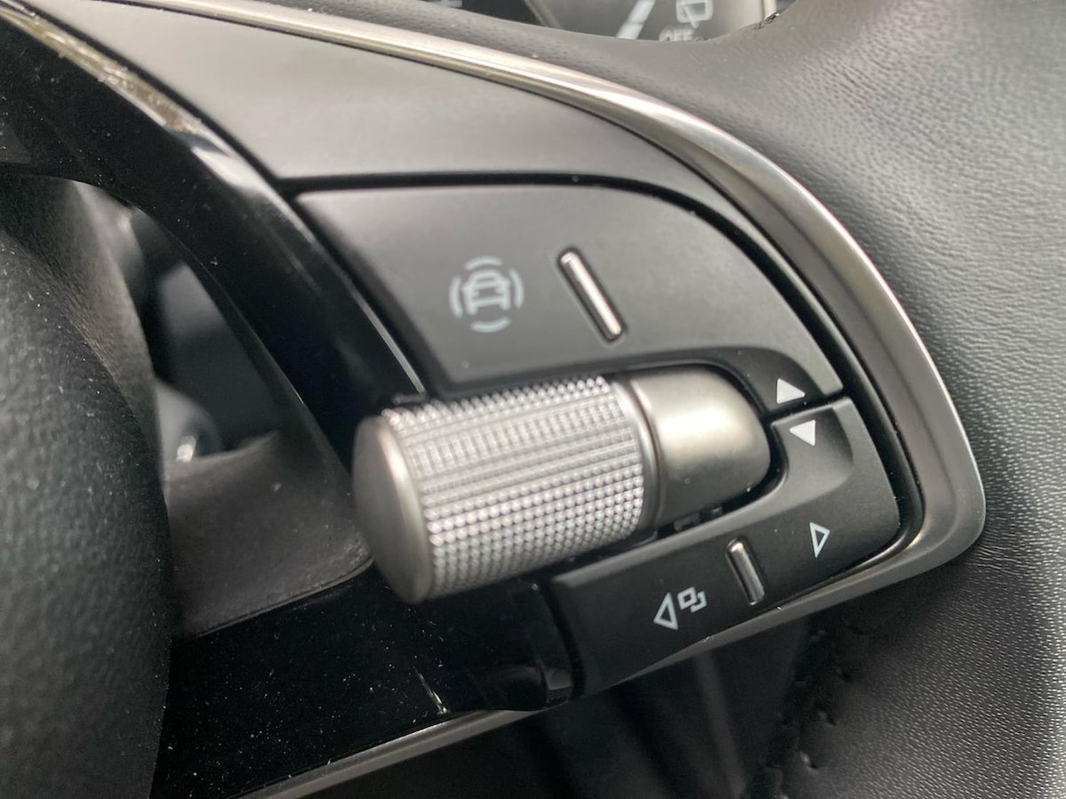 Used Skoda Enyaq 2025 for sale - 76490626: Photo 27