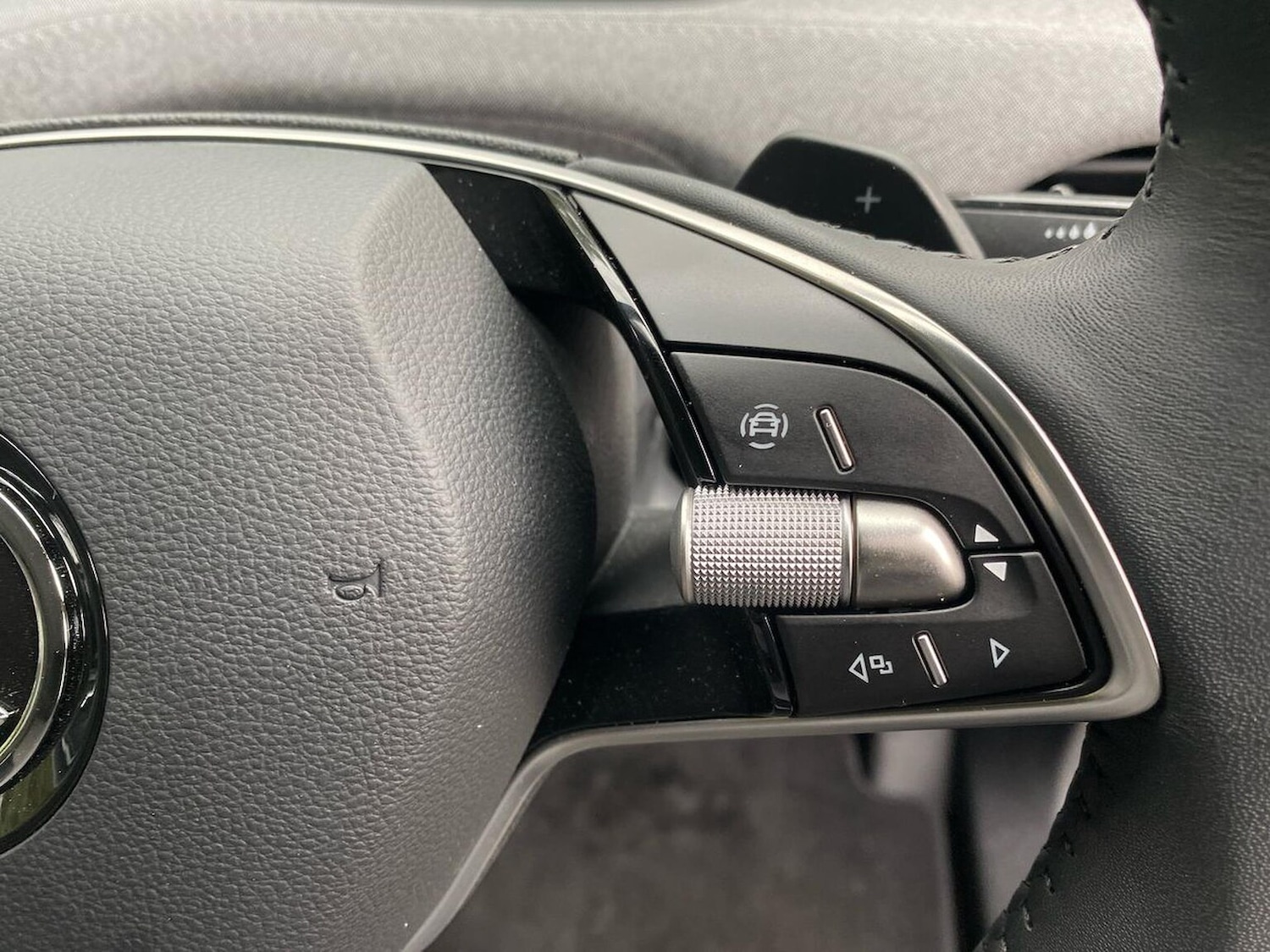 Used Skoda Enyaq 2025 for sale - 76490626: Photo 29