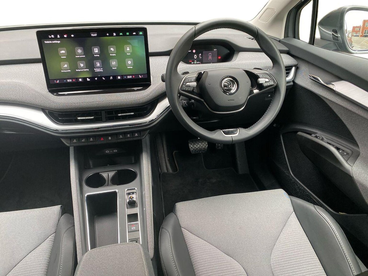 Used Skoda Enyaq 2025 for sale - 76490626: Photo 9