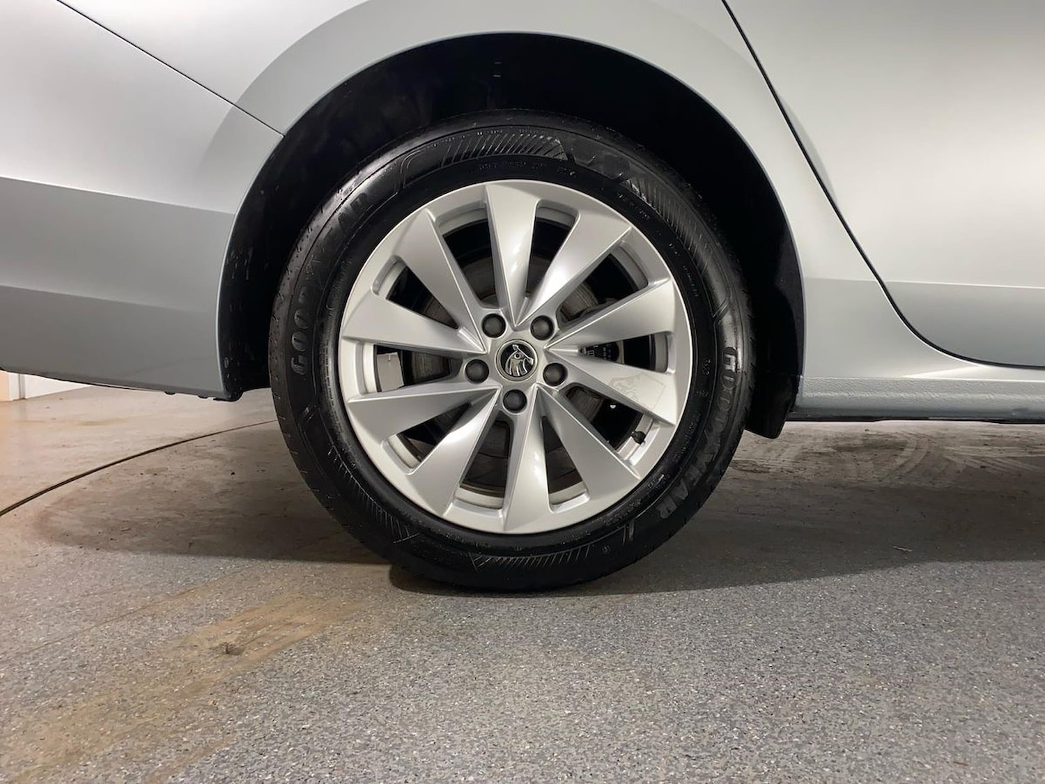 Used Skoda Superb 2025 for sale - 76252646: Photo 7