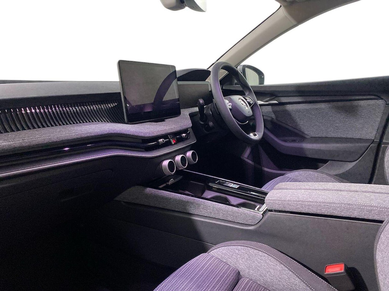 Used Skoda Superb 2025 for sale - 76252646: Photo 8