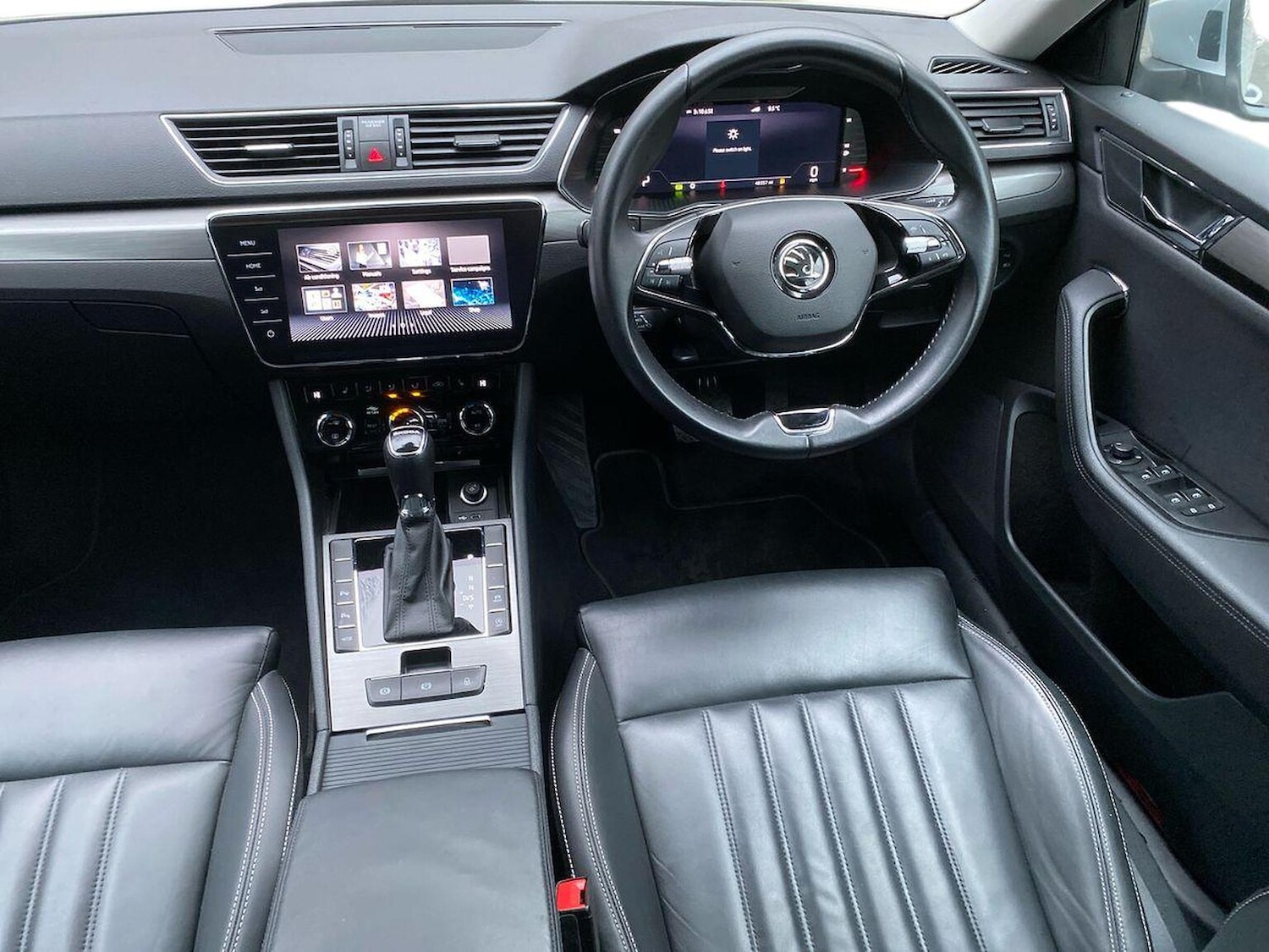 Used Skoda Superb 2022 for sale - 76979888: Photo 10