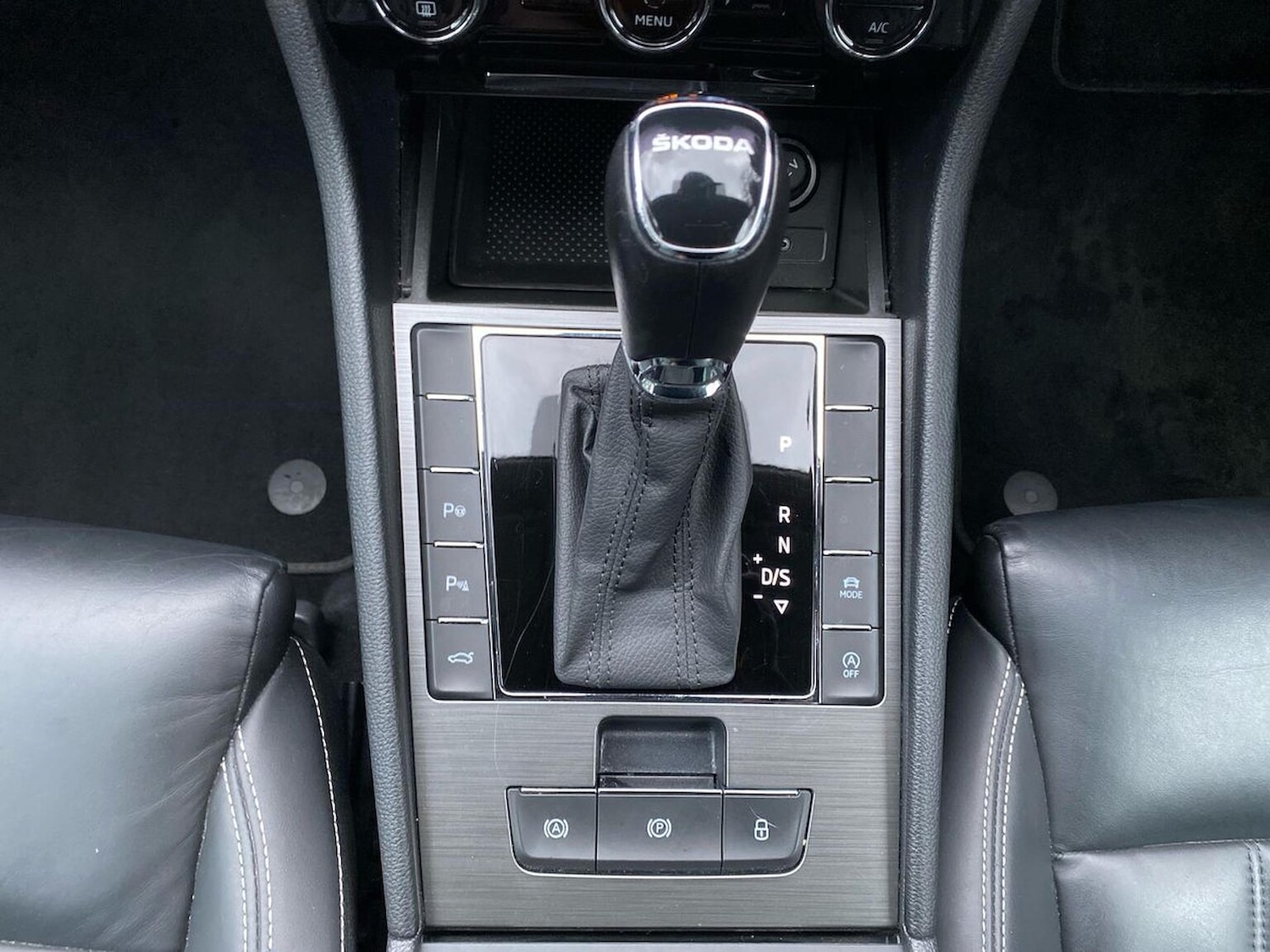 Used Skoda Superb 2022 for sale - 76979888: Photo 45