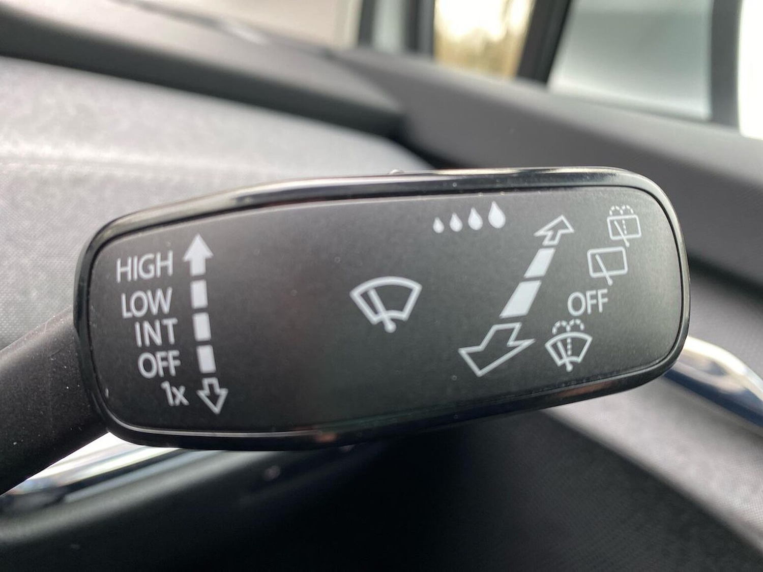 Used Skoda Enyaq 2025 for sale - 78060589: Photo 43