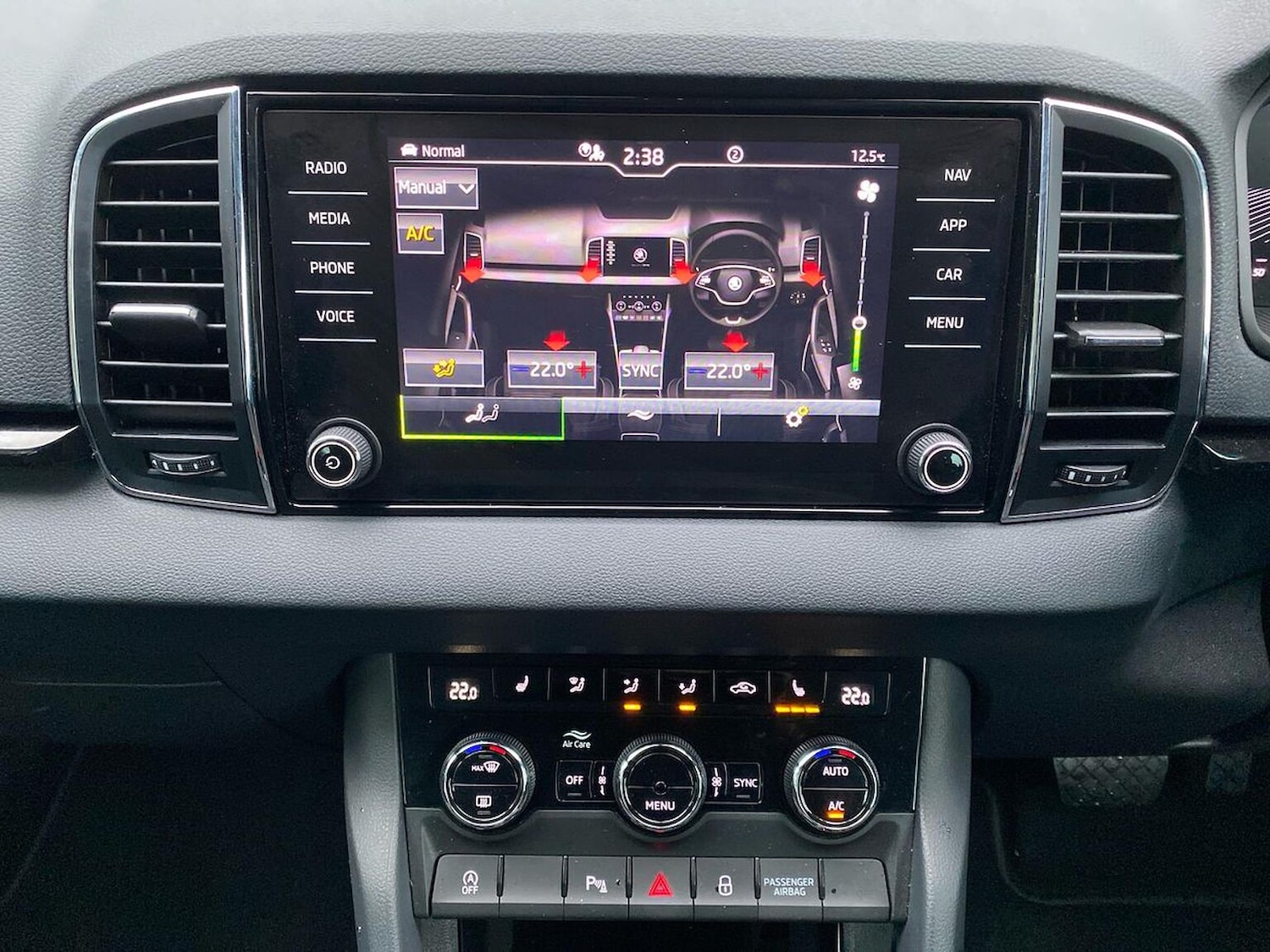 Used Skoda Karoq 2023 for sale - 76864053: Photo 12