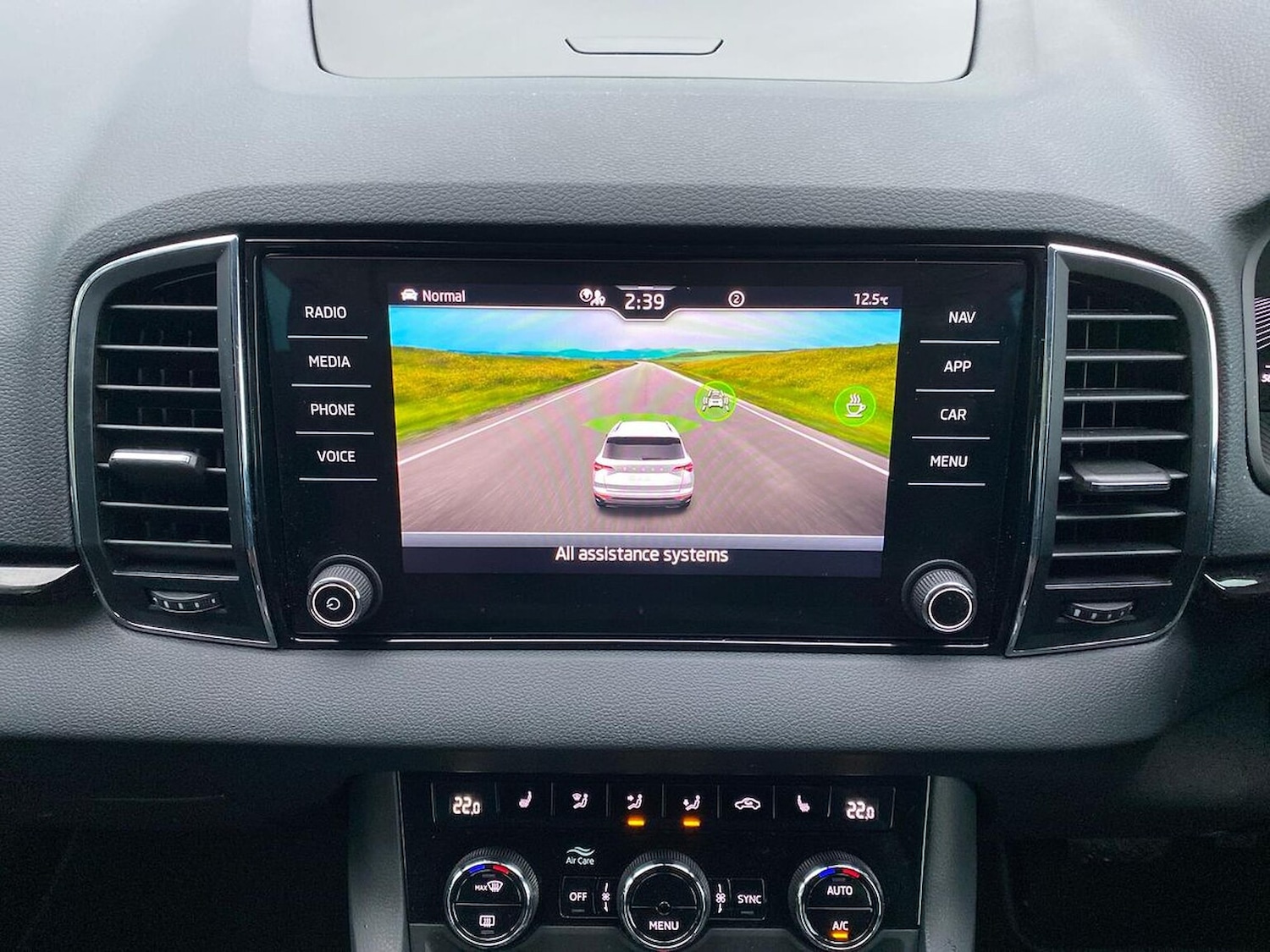 Used Skoda Karoq 2023 for sale - 76864053: Photo 25