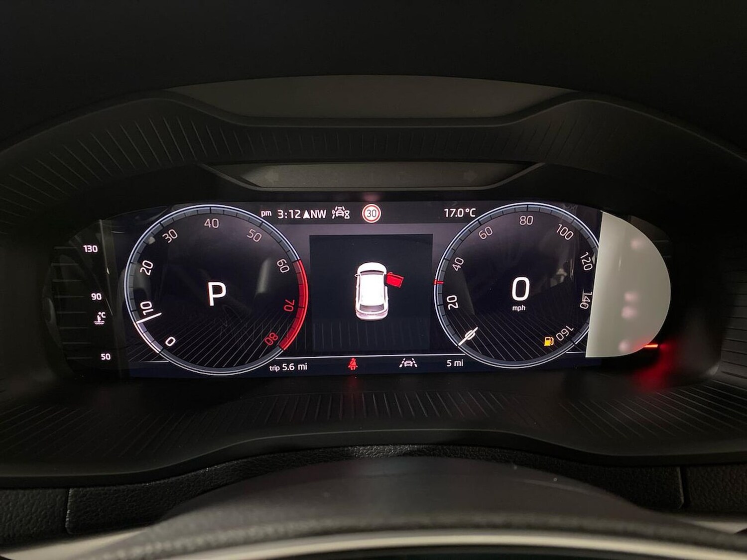 Used Skoda Karoq 2025 for sale - 77487363: Photo 11